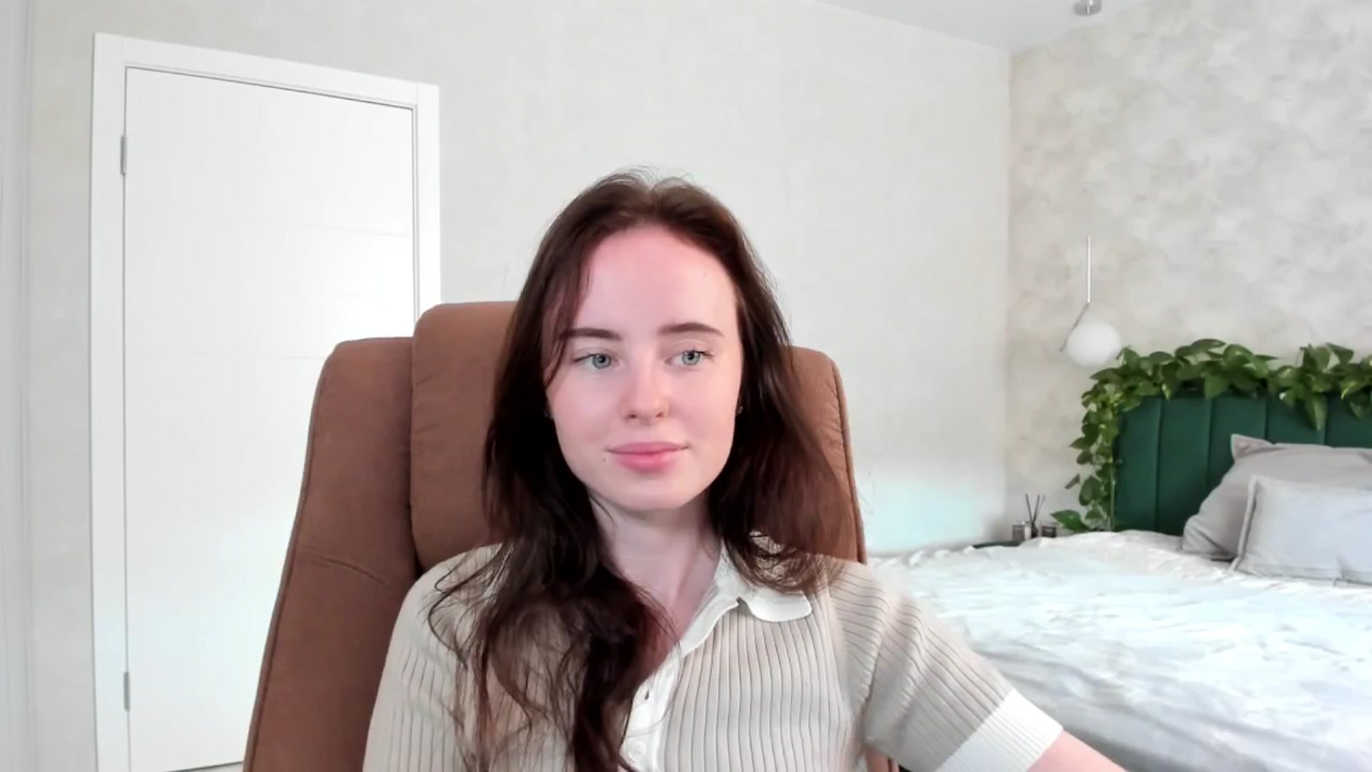 Gallery image thumbnail from userSasha's myfreecams stream on, 08/09/2025, 07:22 image 11 of 20