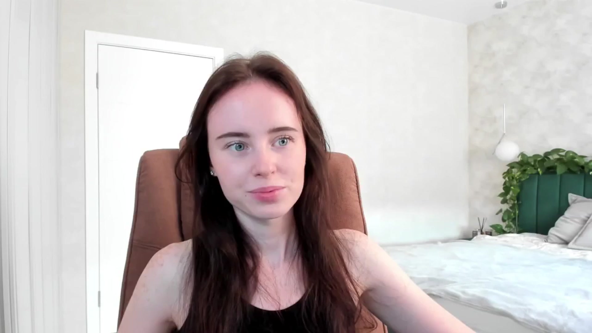 Gallery image thumbnail from userSasha's myfreecams stream on, 08/10/2025, 07:03 image 18 of 20