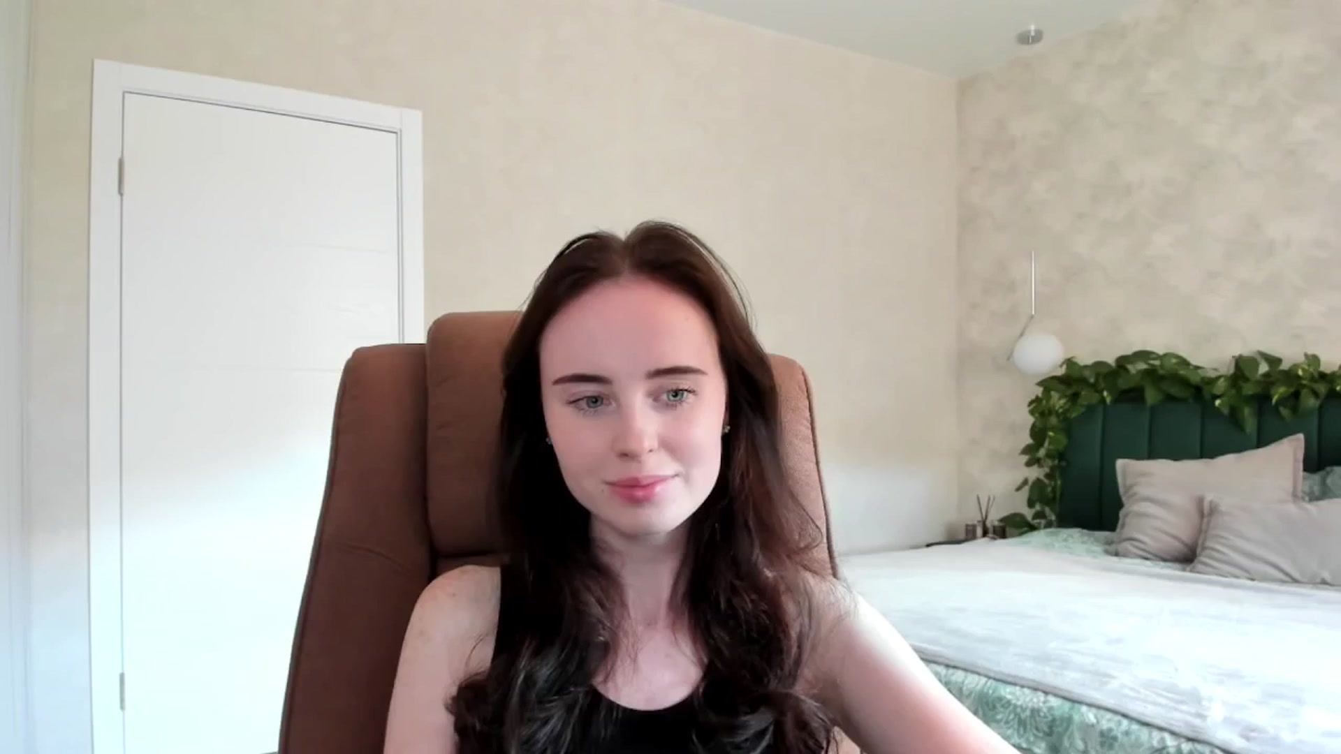 Gallery image thumbnail from userSasha's myfreecams stream on, 08/13/2025, 14:18 image 2 of 20
