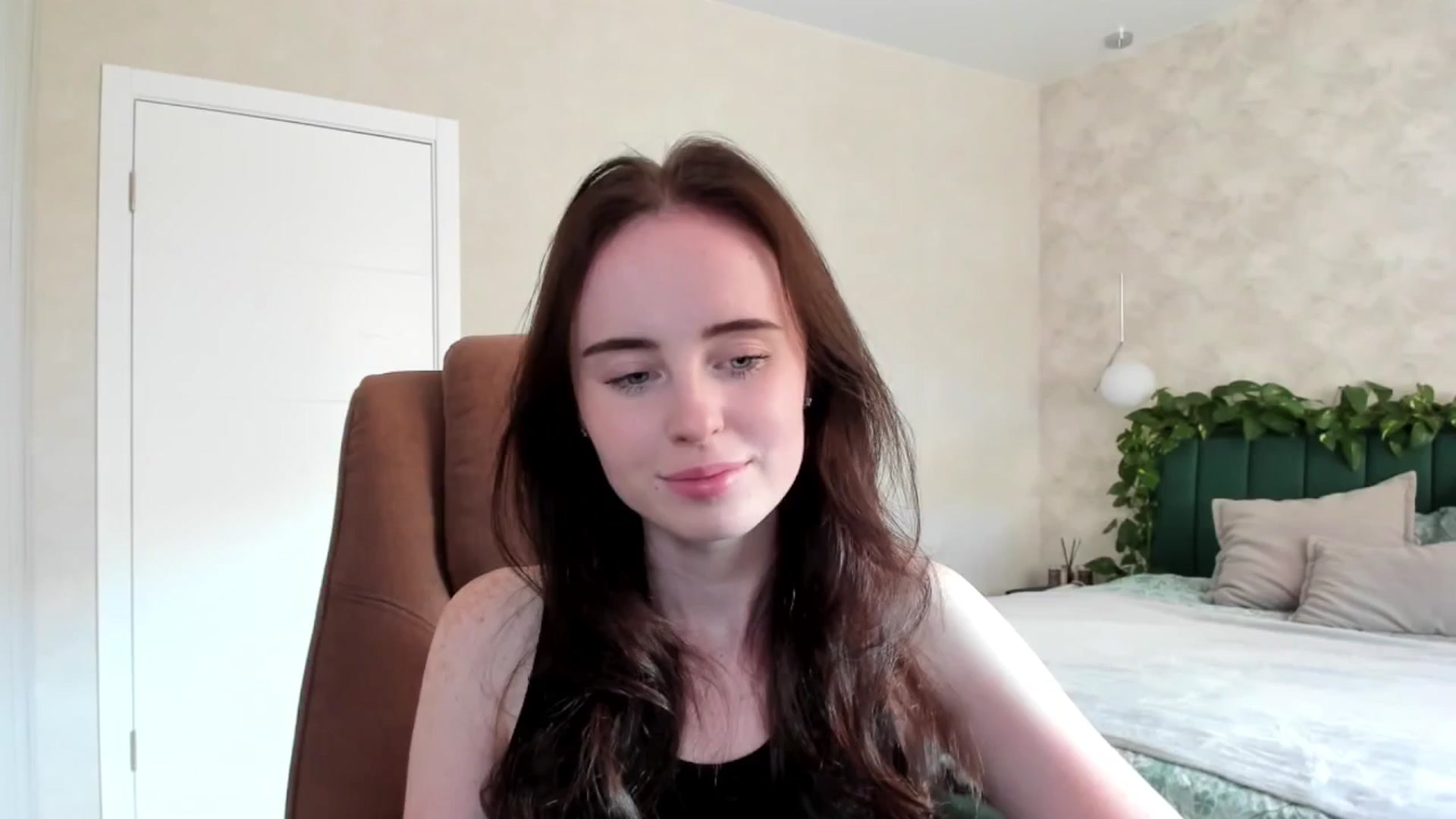 Gallery image thumbnail from userSasha's myfreecams stream on, 08/13/2025, 14:18 image 10 of 20
