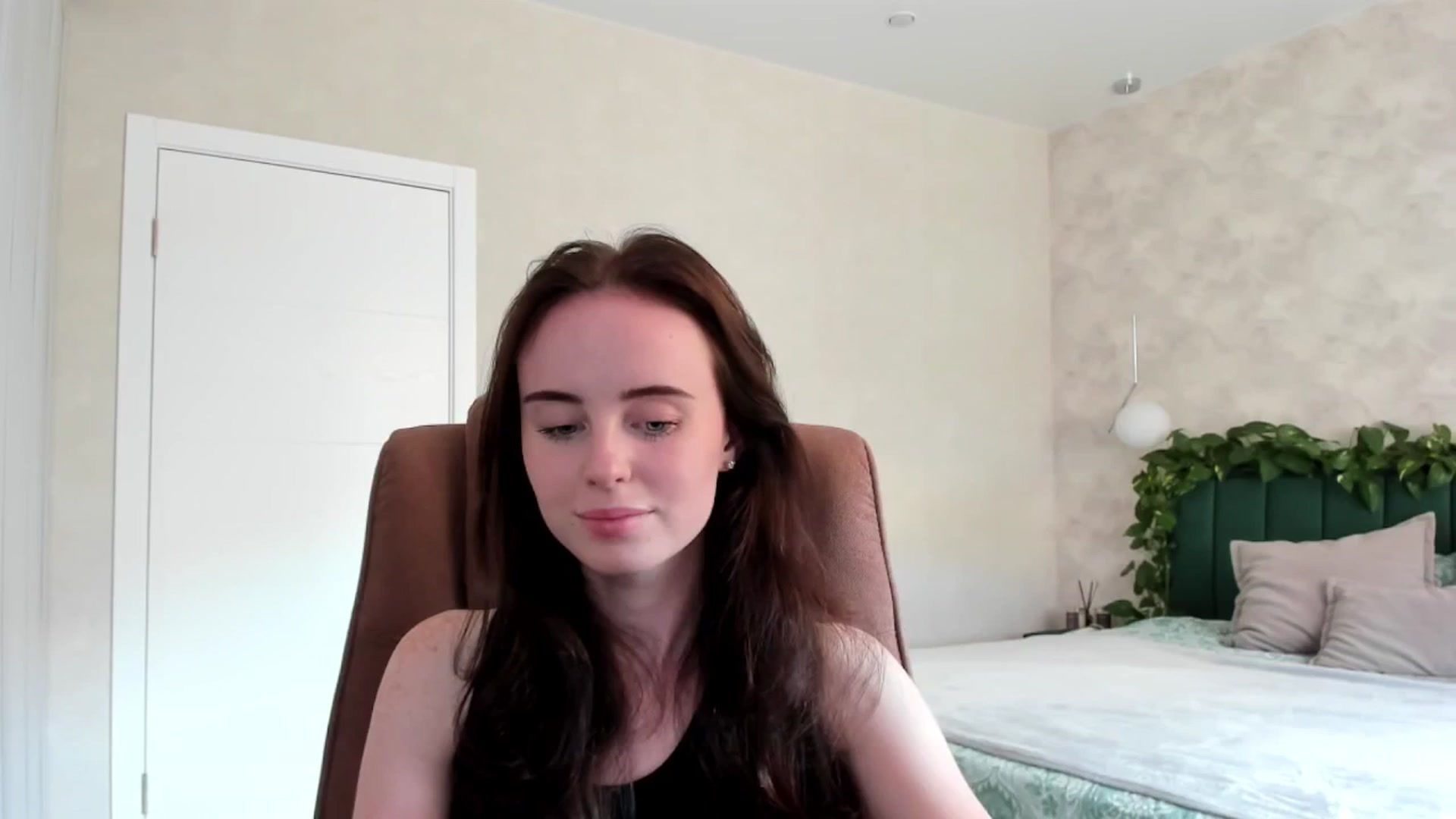 Gallery image thumbnail from userSasha's myfreecams stream on, 08/13/2025, 14:38 image 4 of 20