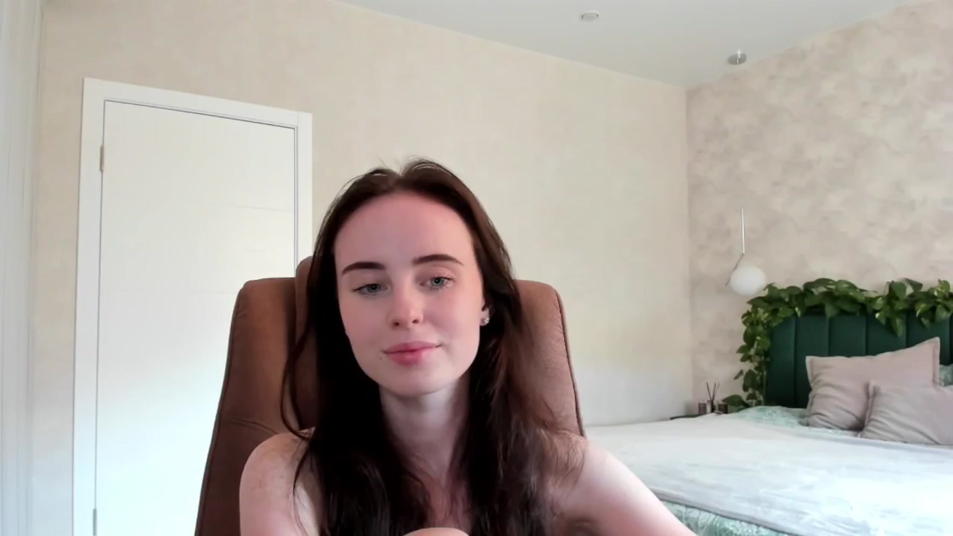 Gallery image thumbnail from userSasha's myfreecams stream on, 08/13/2025, 14:38 image 9 of 20