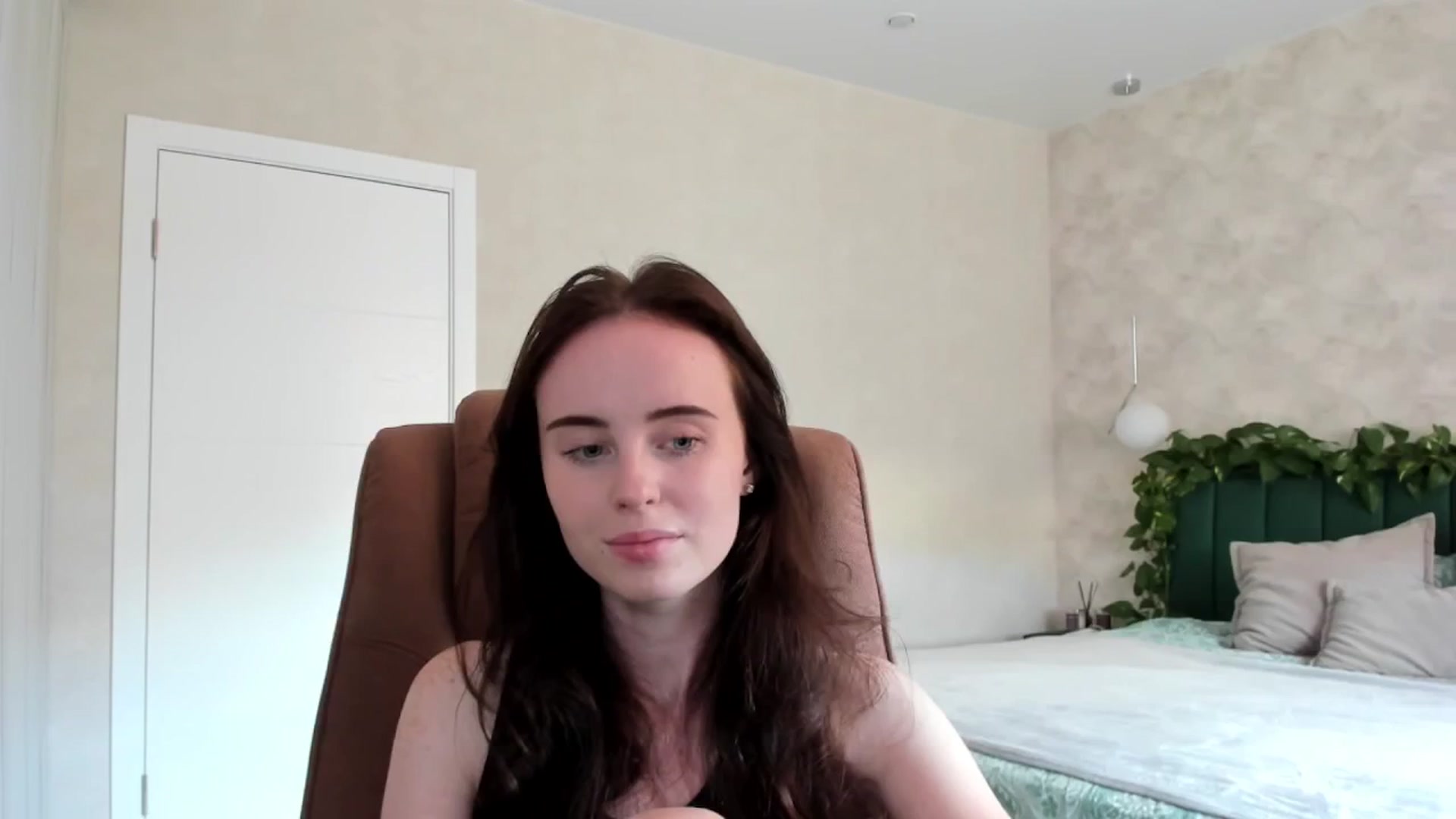 Gallery image thumbnail from userSasha's myfreecams stream on, 08/13/2025, 14:38 image 12 of 20
