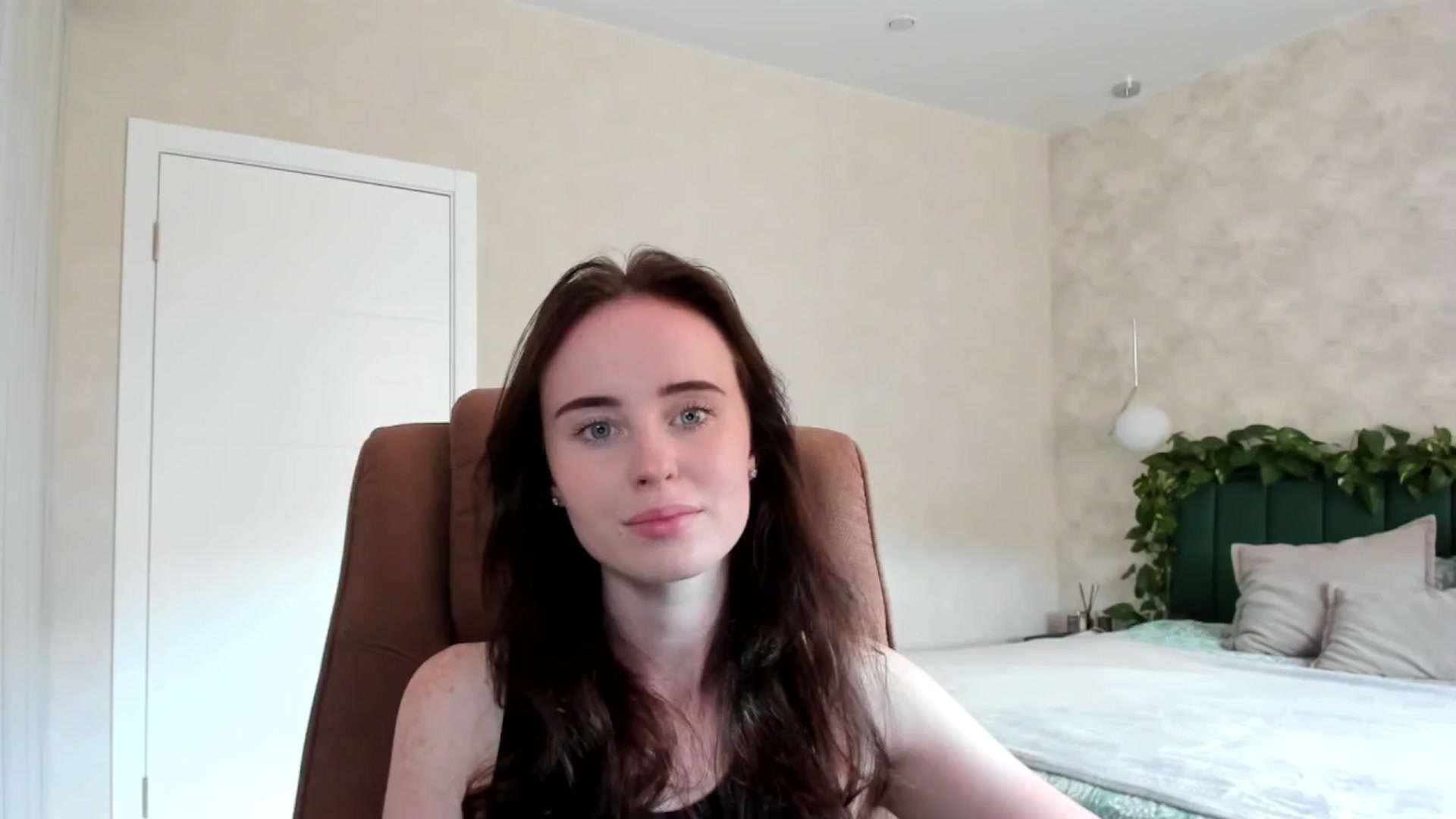 Gallery image thumbnail from userSasha's myfreecams stream on, 08/13/2025, 14:38 image 20 of 20
