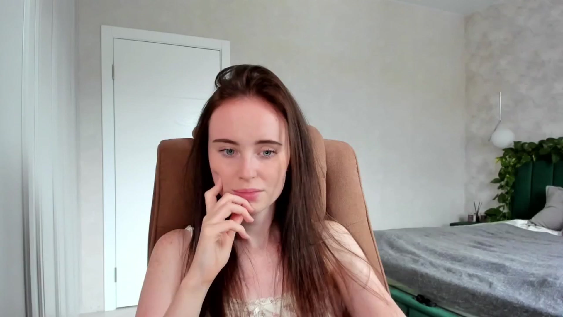 Gallery image thumbnail from userSasha's myfreecams stream on, 08/22/2025, 14:39 image 7 of 20