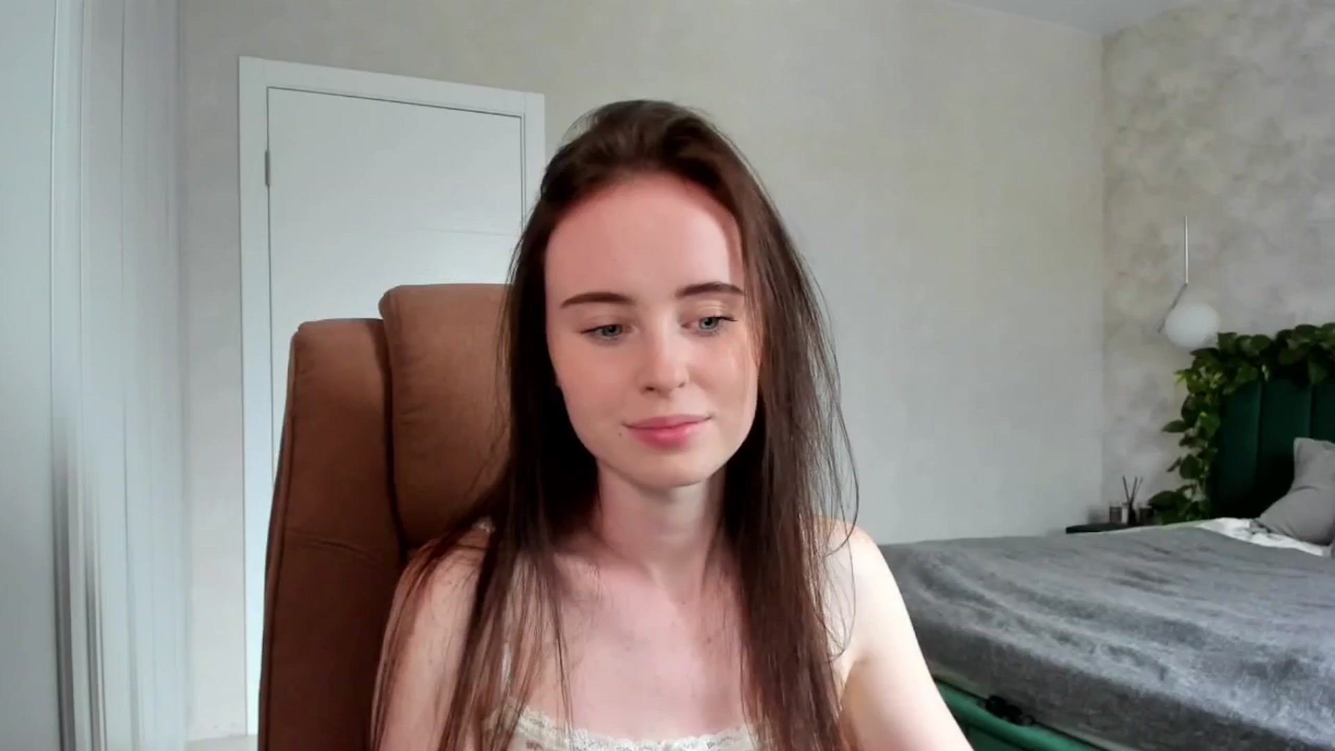 Gallery image thumbnail from userSasha's myfreecams stream on, 08/22/2025, 14:39 image 15 of 20