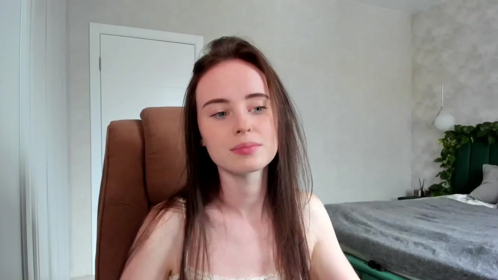 Gallery image thumbnail from userSasha's myfreecams stream on, 08/22/2025, 14:39 image 16 of 20