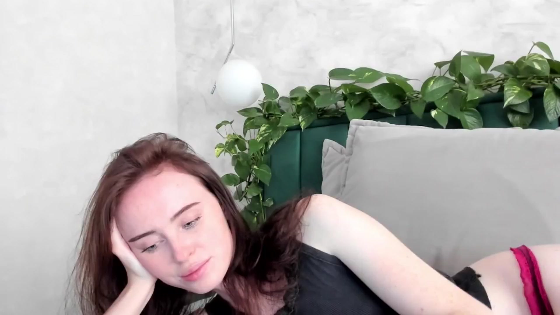 Gallery image thumbnail from userSasha's myfreecams stream on, 09/04/2025, 09:23 image 10 of 20