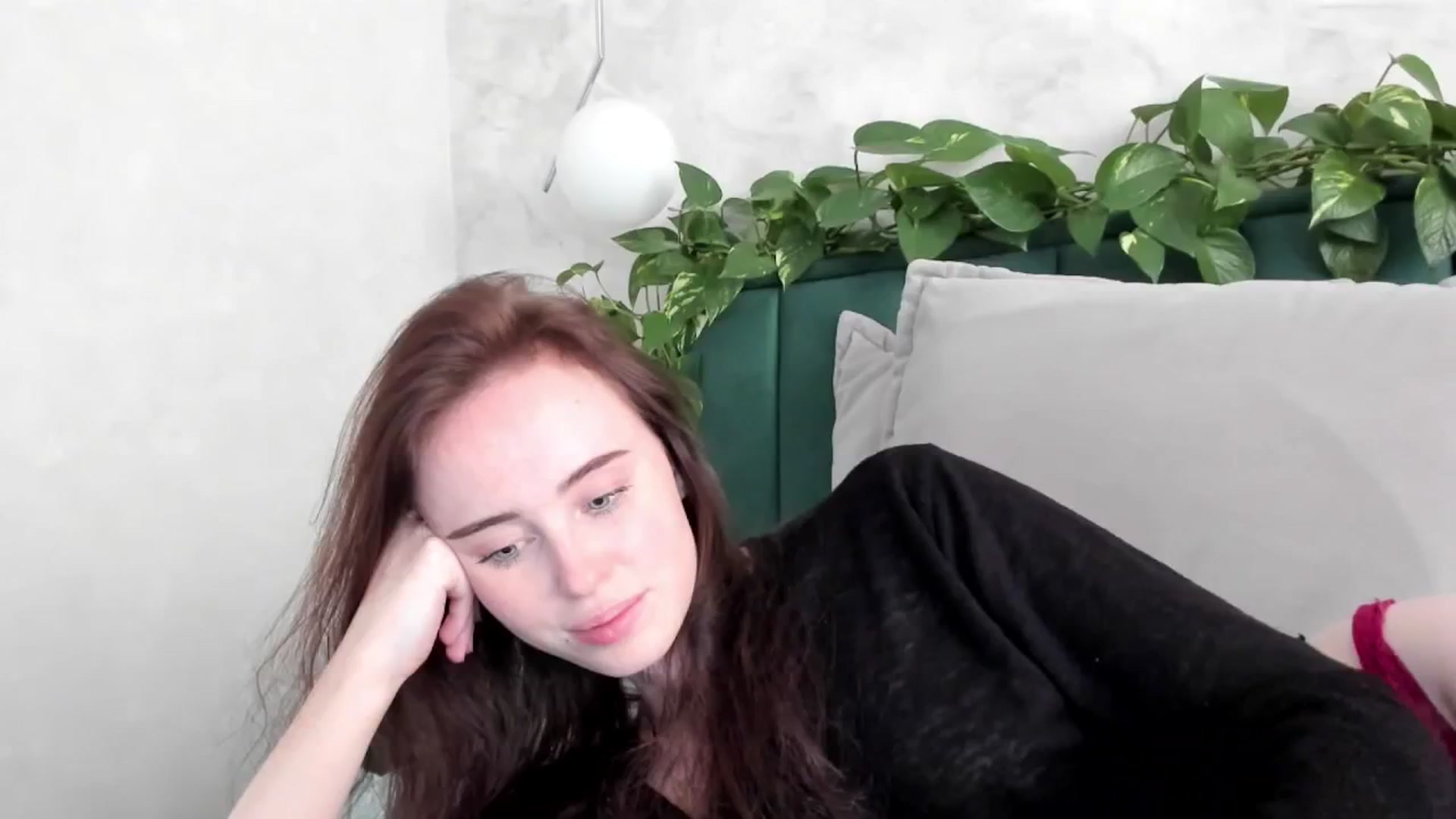 Gallery image thumbnail from userSasha's myfreecams stream on, 09/04/2025, 09:23 image 5 of 20
