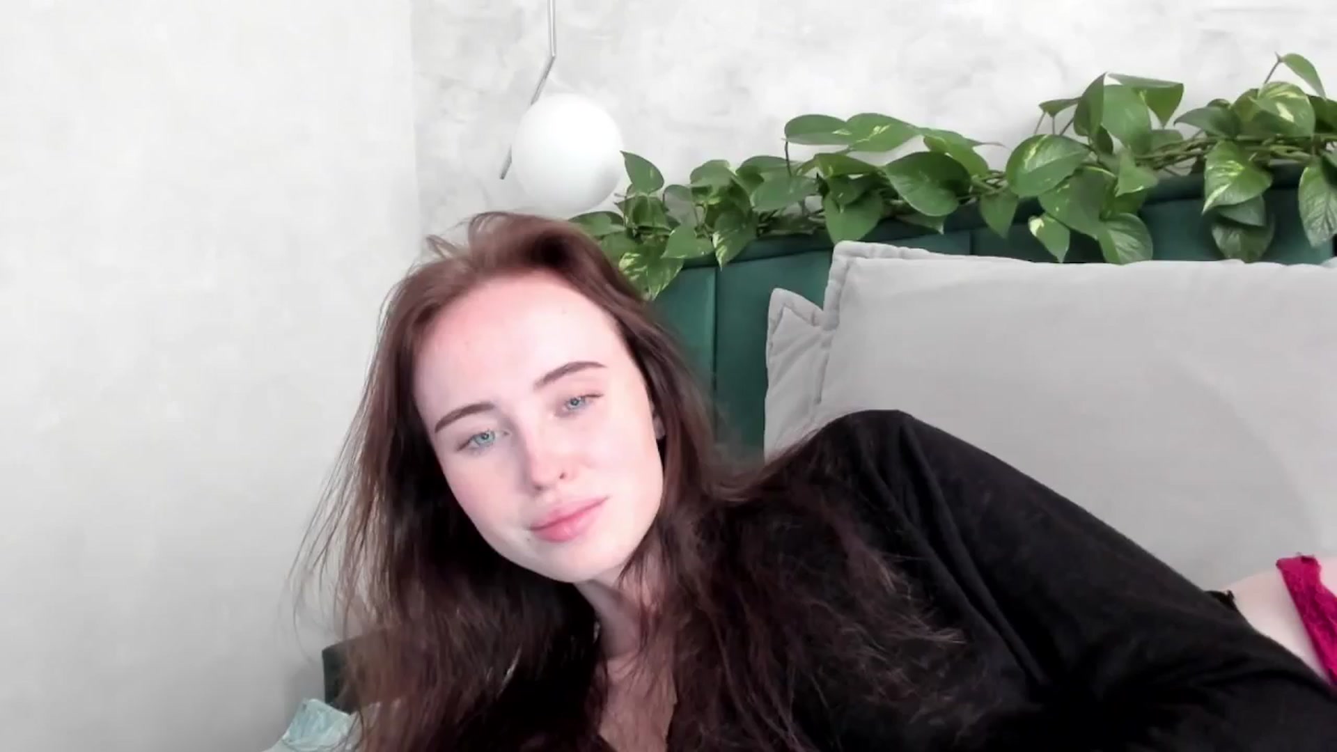 Gallery image thumbnail from userSasha's myfreecams stream on, 09/04/2025, 09:23 image 3 of 20