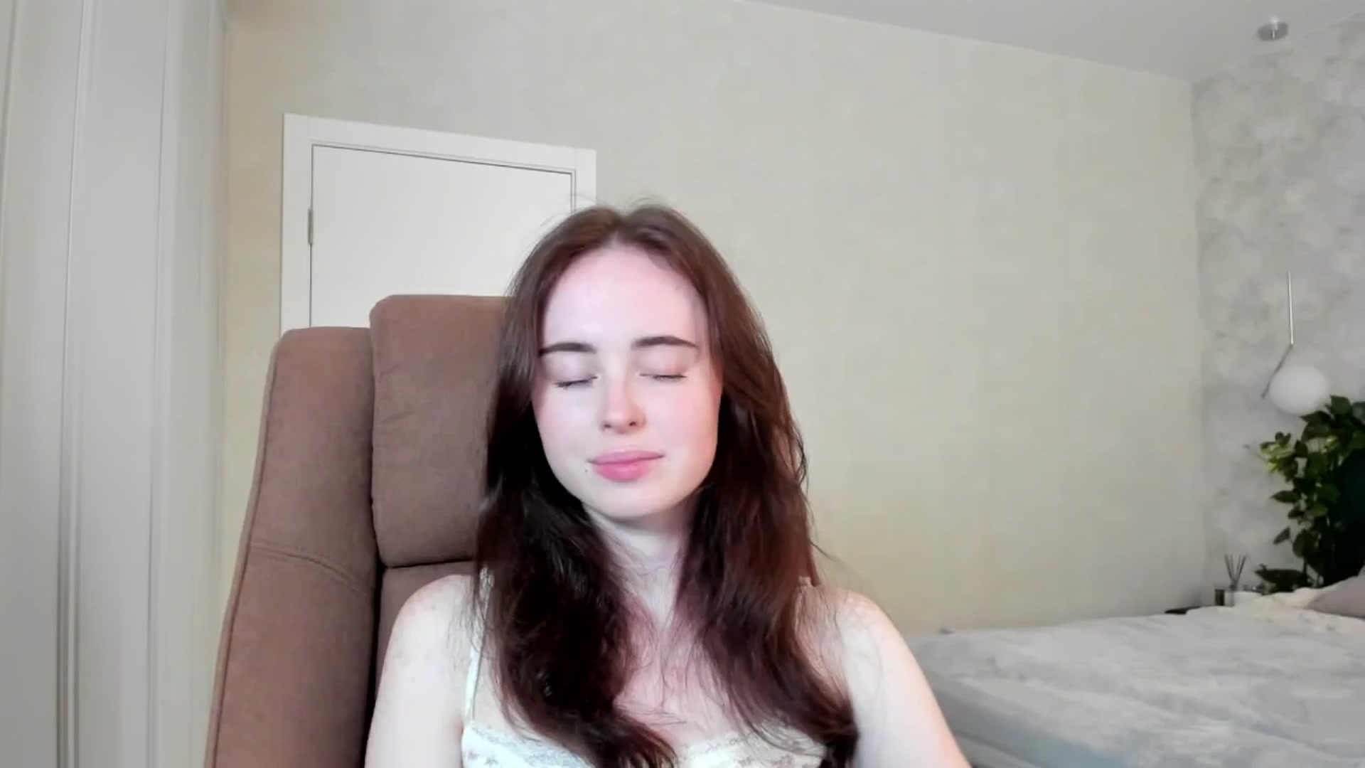 Gallery image thumbnail from userSasha's myfreecams stream on, 09/09/2025, 15:51 image 10 of 20