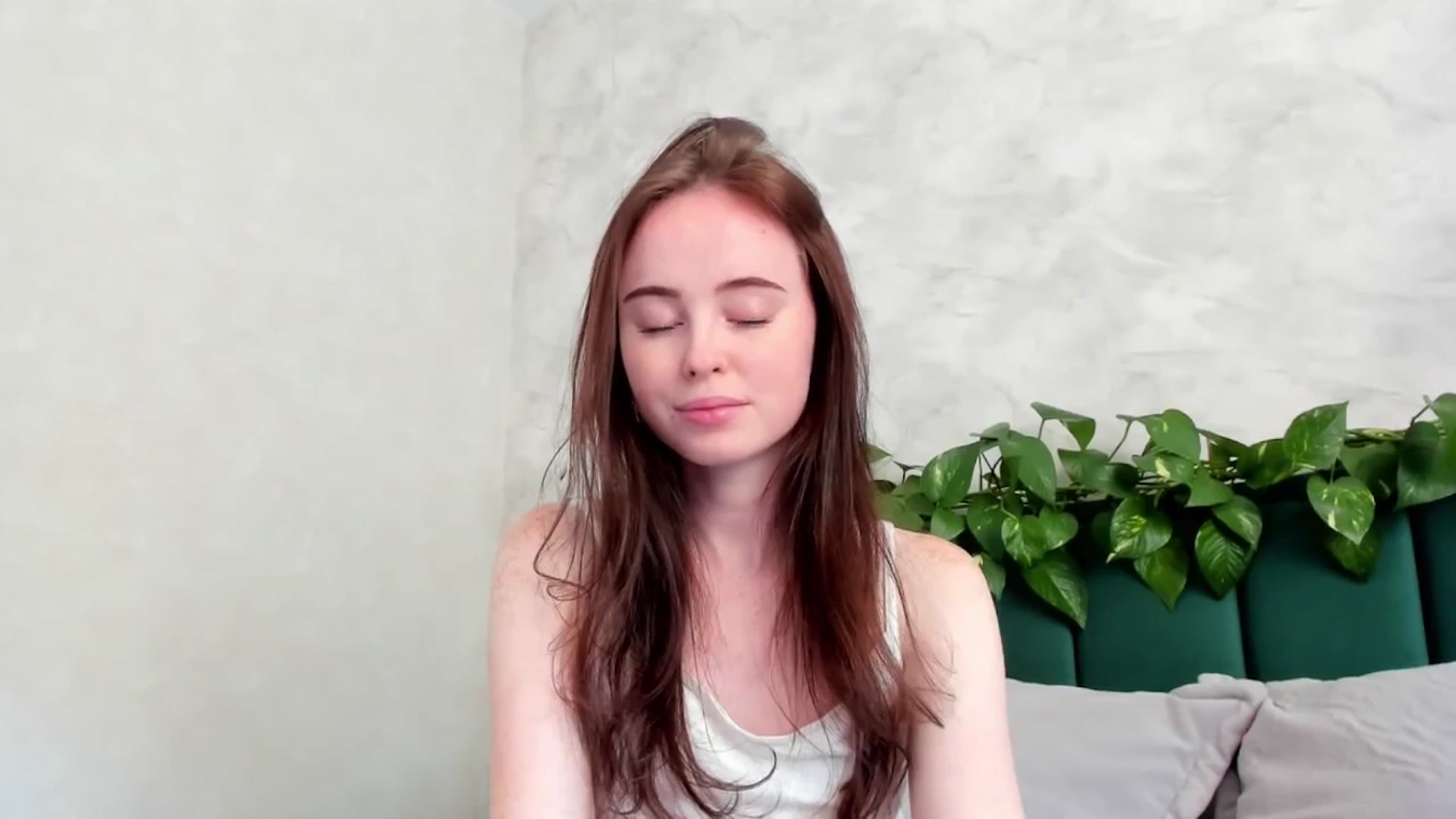 Gallery image thumbnail from userSasha's myfreecams stream on, 09/30/2025, 12:20 image 14 of 20