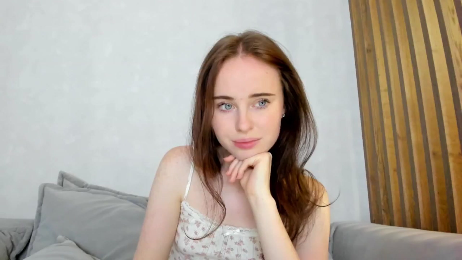 Gallery image thumbnail from userSasha's myfreecams stream on, 11/08/2025, 05:57 image 17 of 20