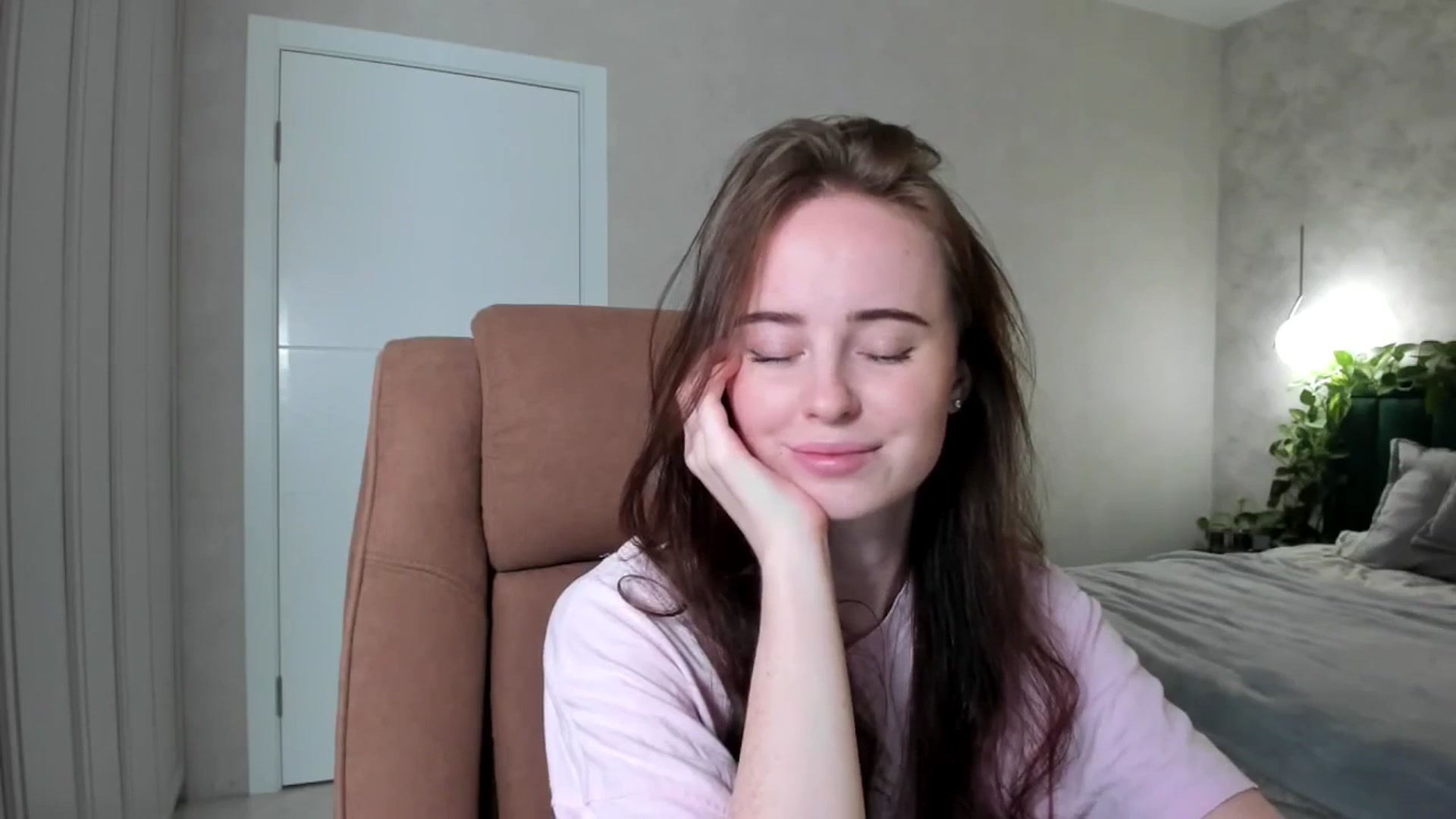 Gallery image thumbnail from userSasha's myfreecams stream on, 12/11/2025, 14:06 image 8 of 20