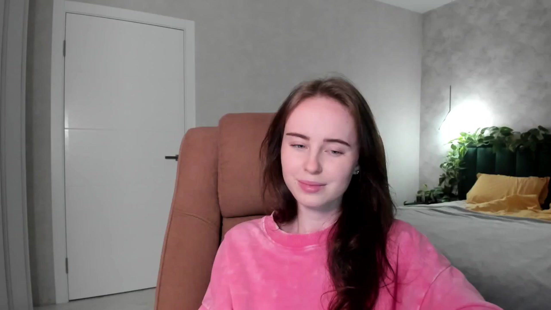 Gallery image thumbnail from userSasha's myfreecams stream on, 12/19/2025, 15:03 image 12 of 20