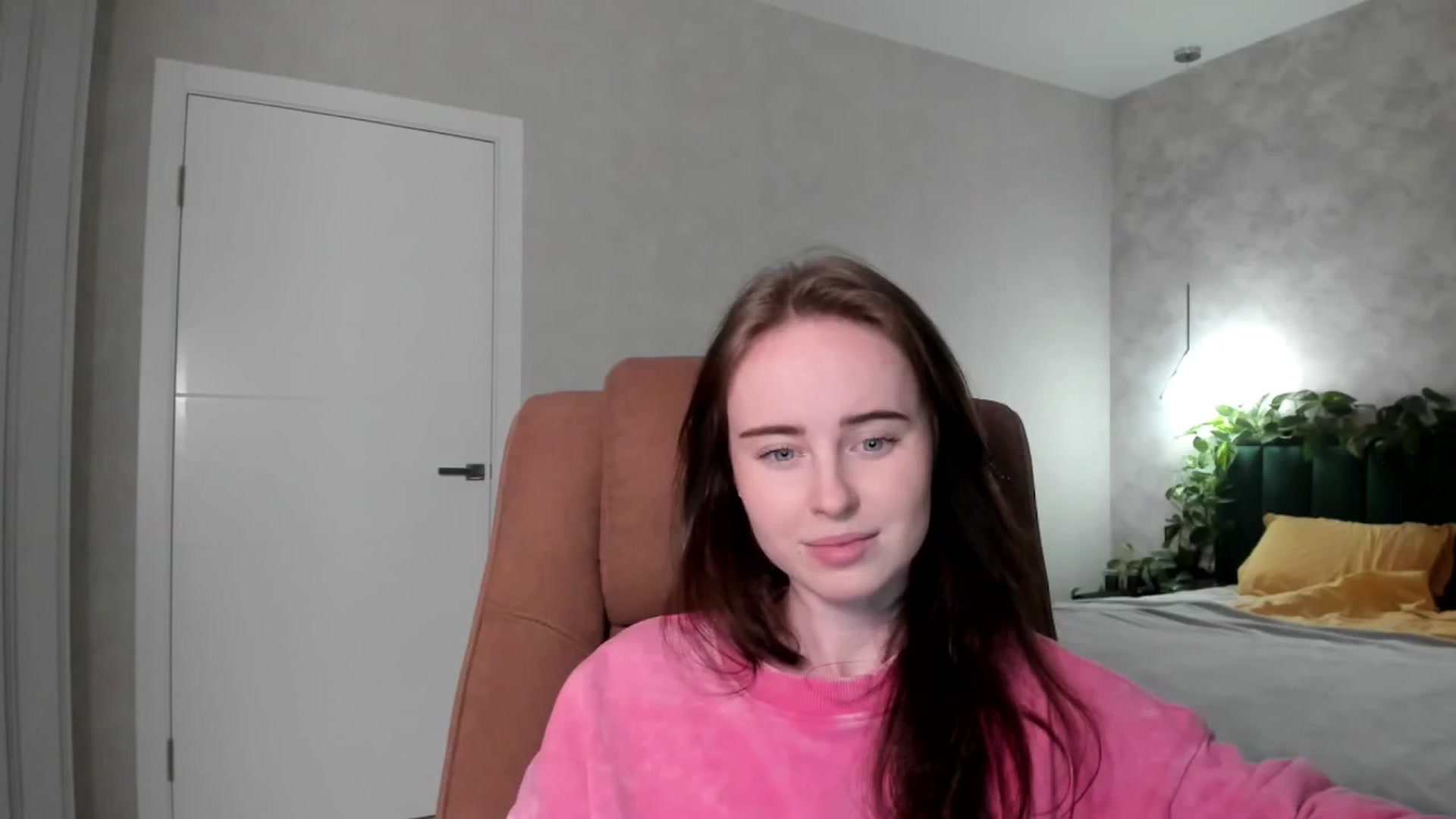 Gallery image thumbnail from userSasha's myfreecams stream on, 12/19/2025, 15:03 image 7 of 20