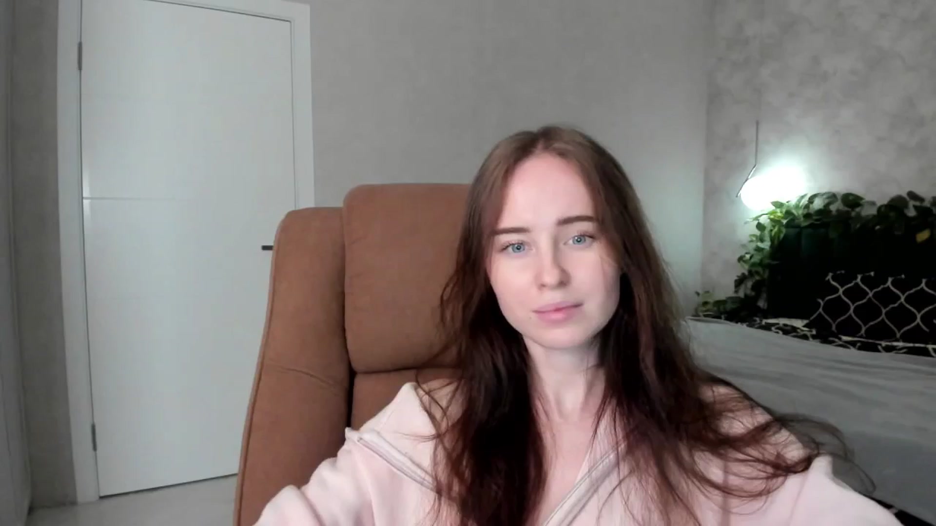Gallery image thumbnail from userSasha's myfreecams stream on, 12/29/2025, 16:15 image 7 of 20