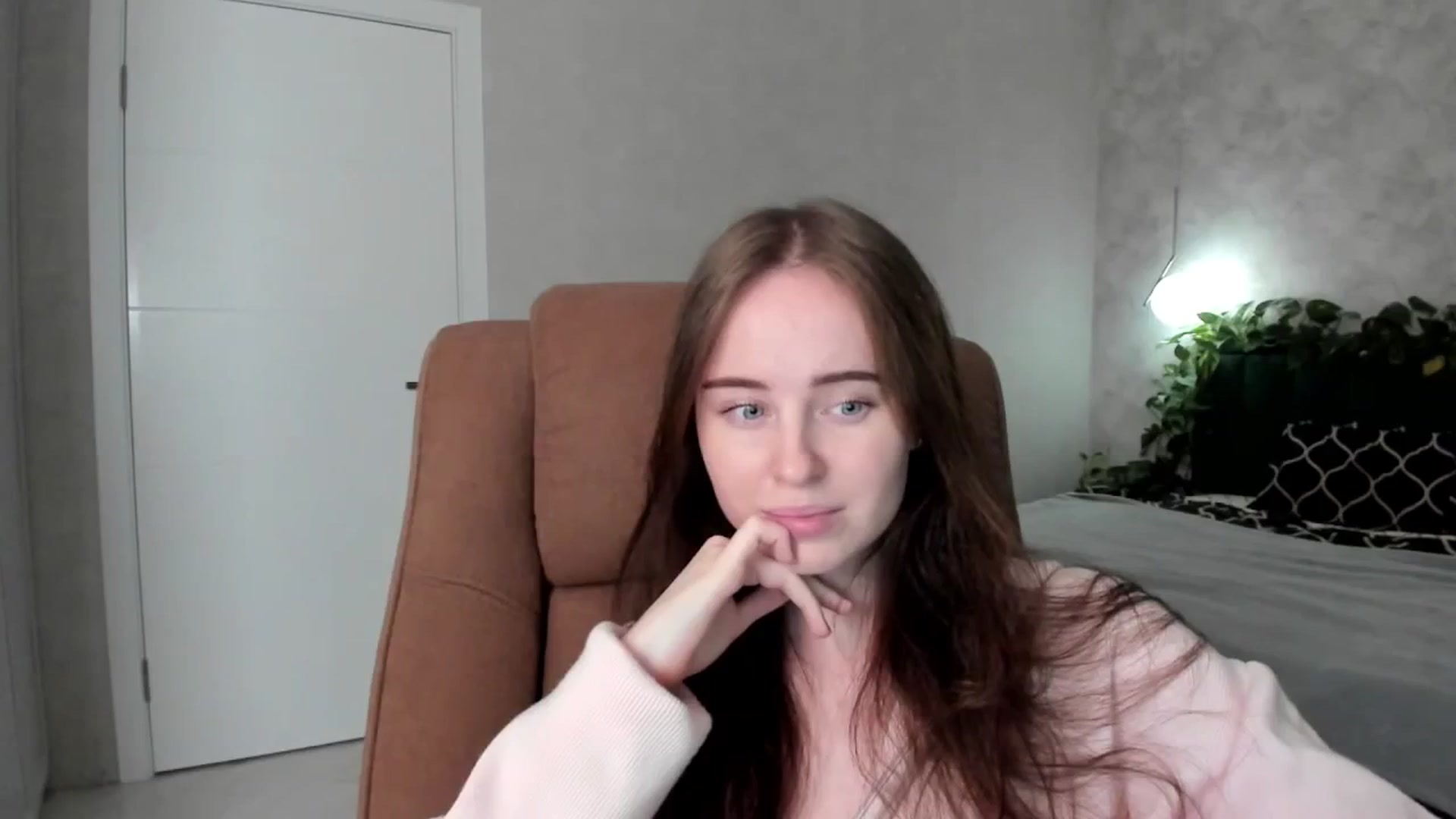 Gallery image thumbnail from userSasha's myfreecams stream on, 12/29/2025, 16:15 image 9 of 20
