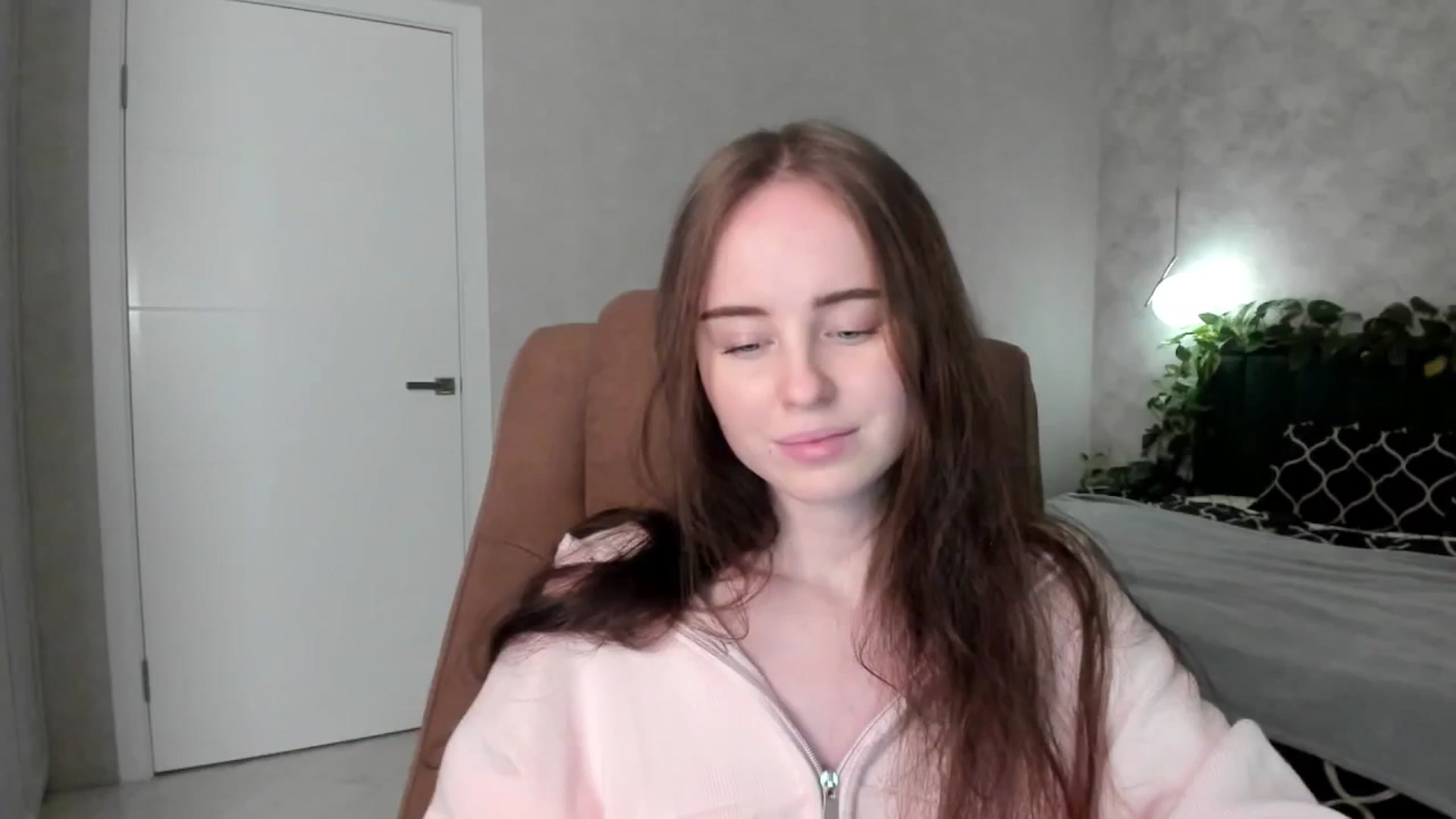 Gallery image thumbnail from userSasha's myfreecams stream on, 12/29/2025, 16:15 image 3 of 20
