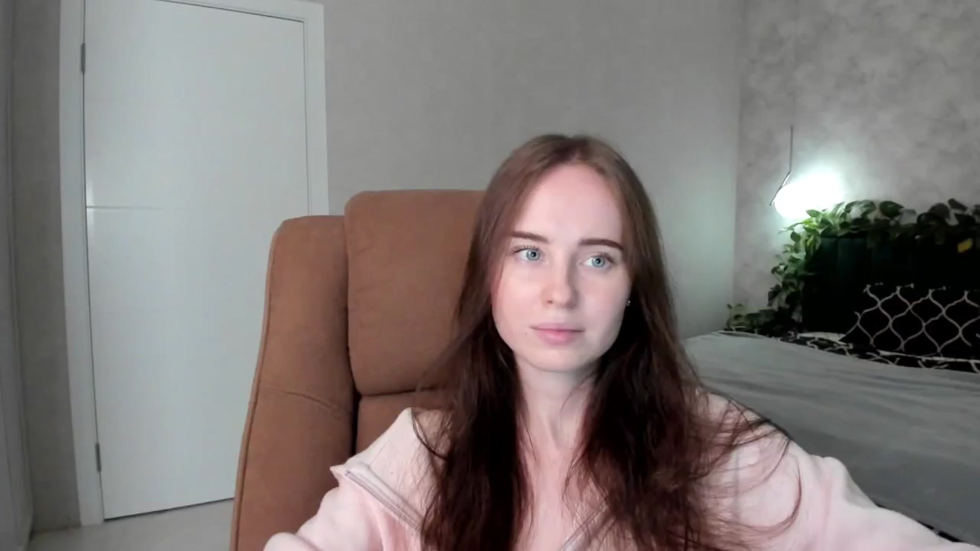 Gallery image thumbnail from userSasha's myfreecams stream on, 12/29/2025, 16:15 image 11 of 20