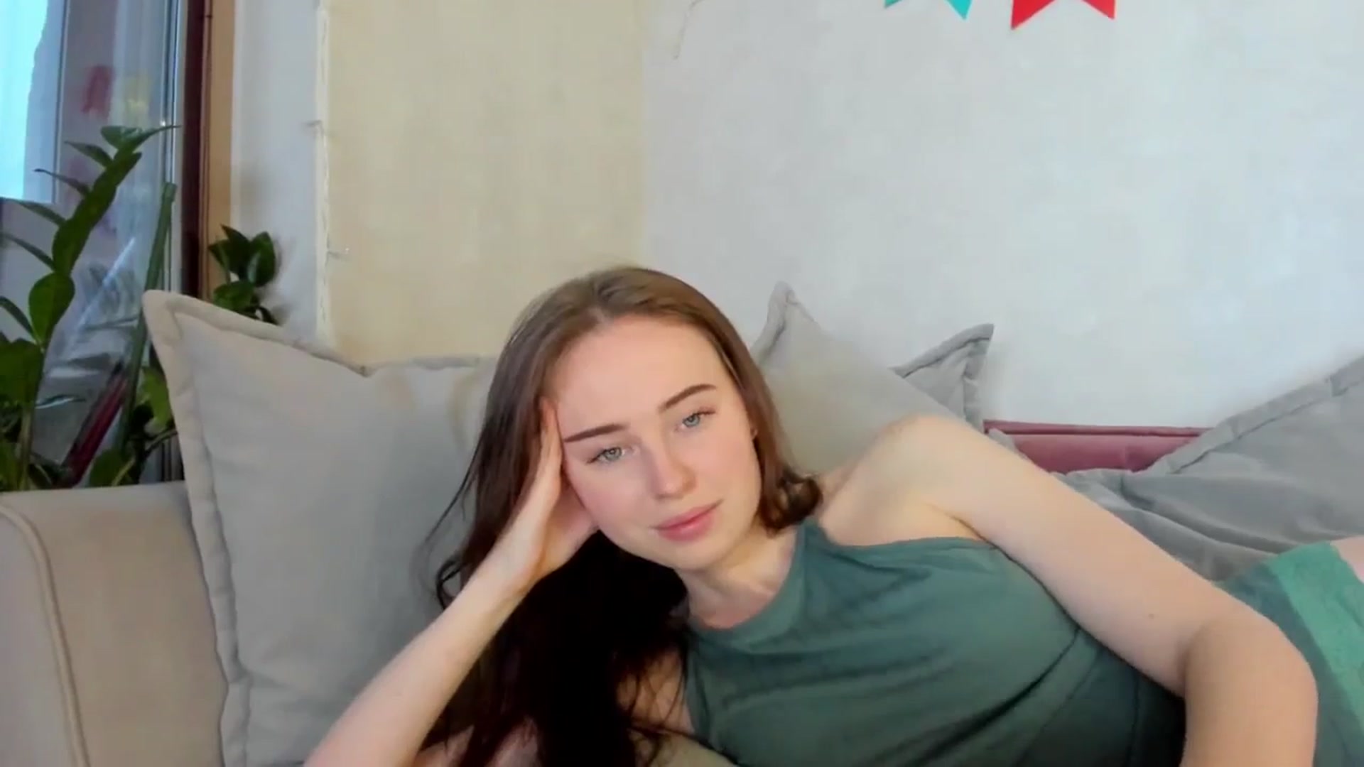 Gallery image thumbnail from userSasha's myfreecams stream on, 01/03/2026, 06:43 image 16 of 20