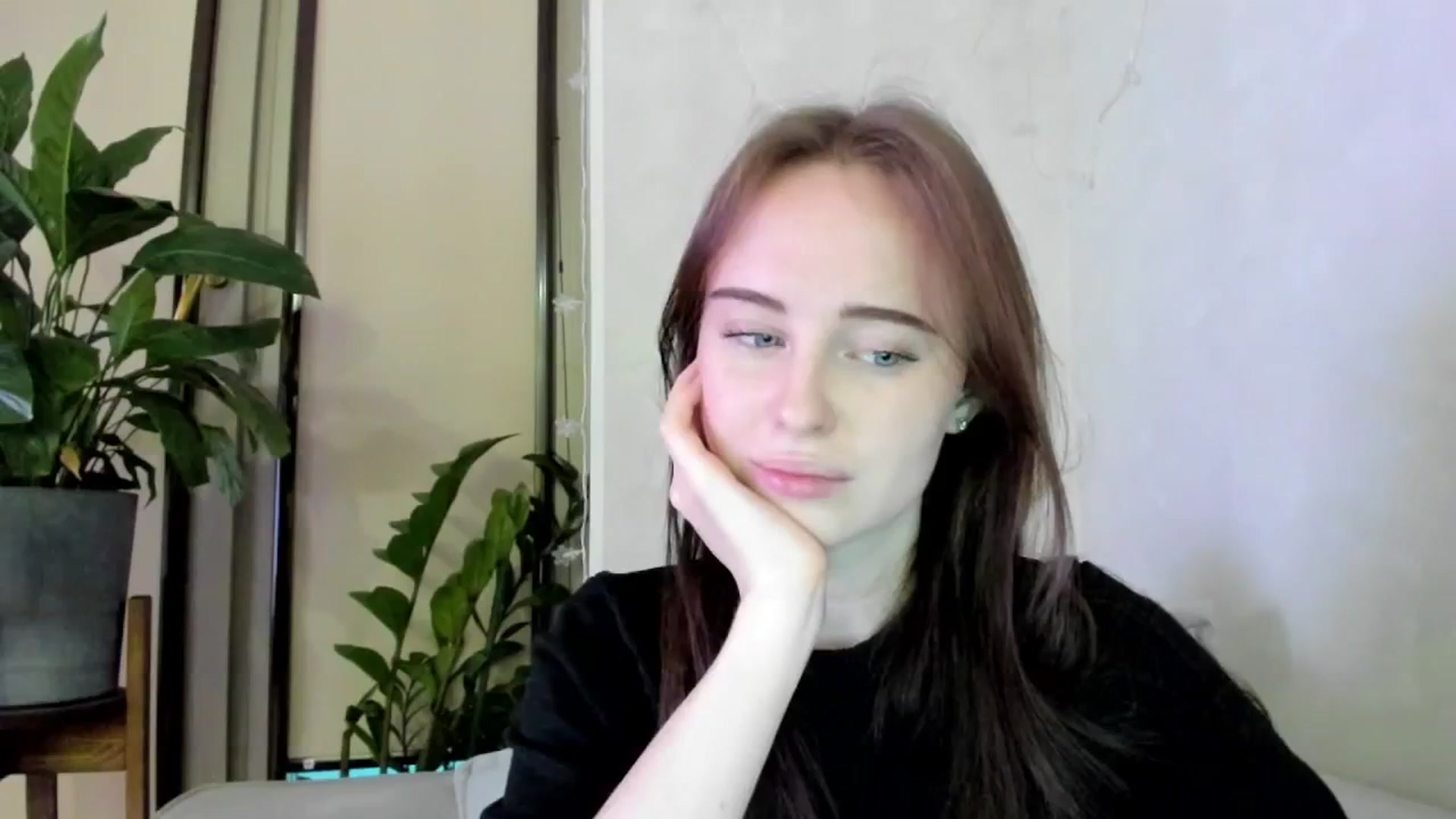 Gallery image thumbnail from userSasha's myfreecams stream on, 01/18/2026, 07:19 image 18 of 20
