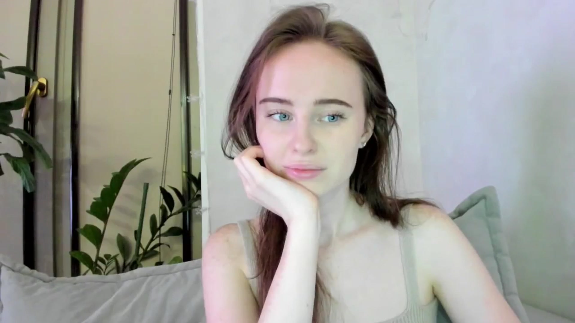 Gallery image thumbnail from userSasha's myfreecams stream on, 01/26/2026, 07:49 image 17 of 20
