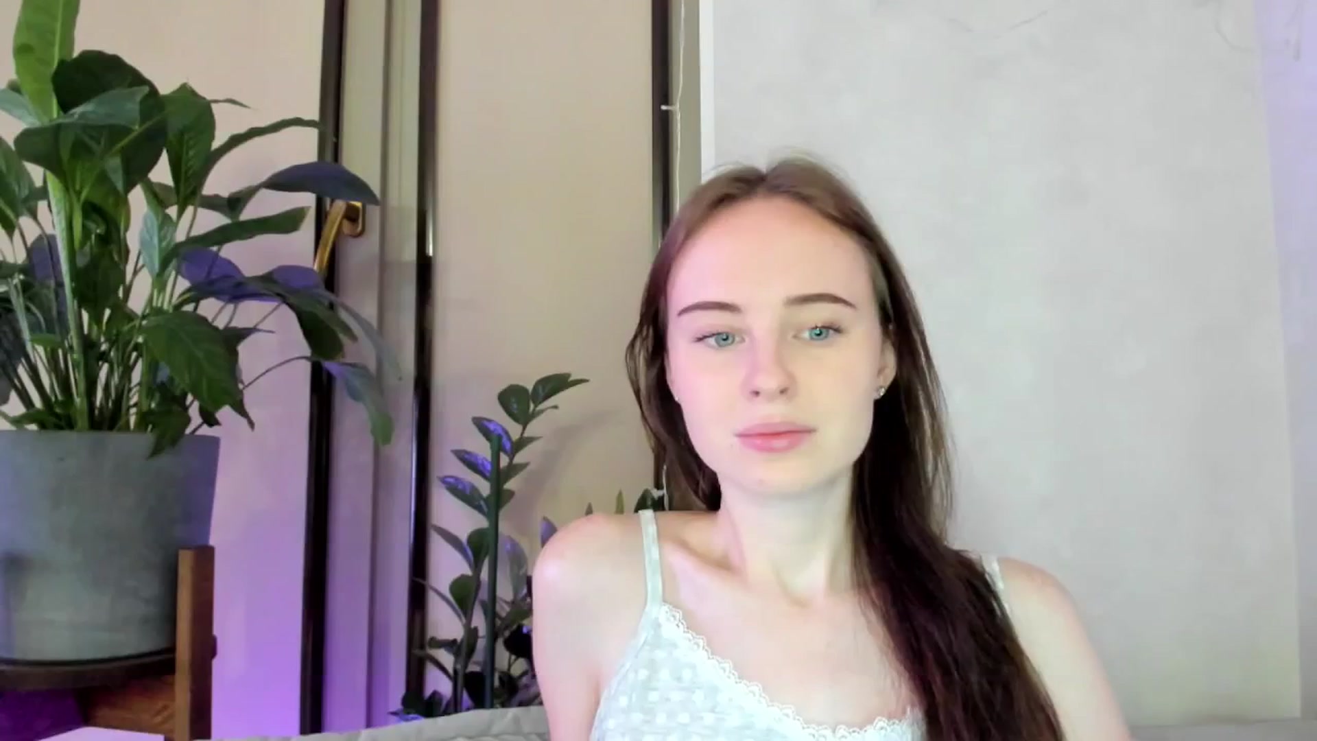 Gallery image thumbnail from userSasha's myfreecams stream on, 01/31/2026, 06:47 image 16 of 20