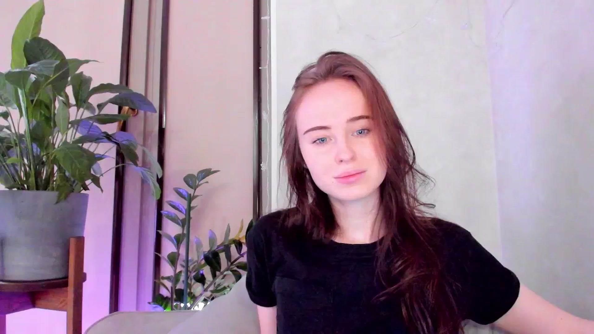 Gallery image thumbnail from userSasha's myfreecams stream on, 02/05/2026, 08:11 image 12 of 20
