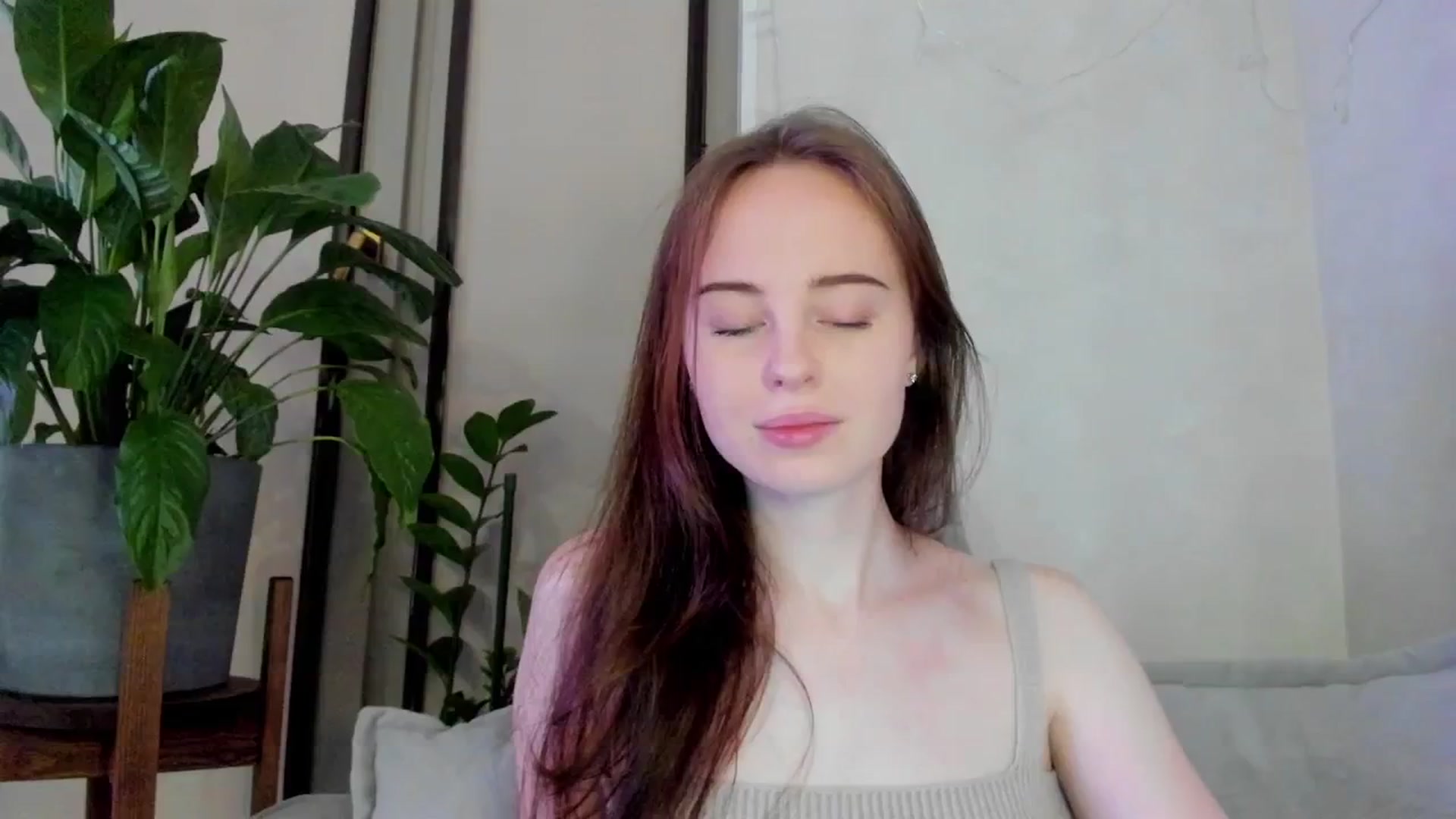 Gallery image thumbnail from userSasha's myfreecams stream on, 02/11/2026, 07:27 image 13 of 20