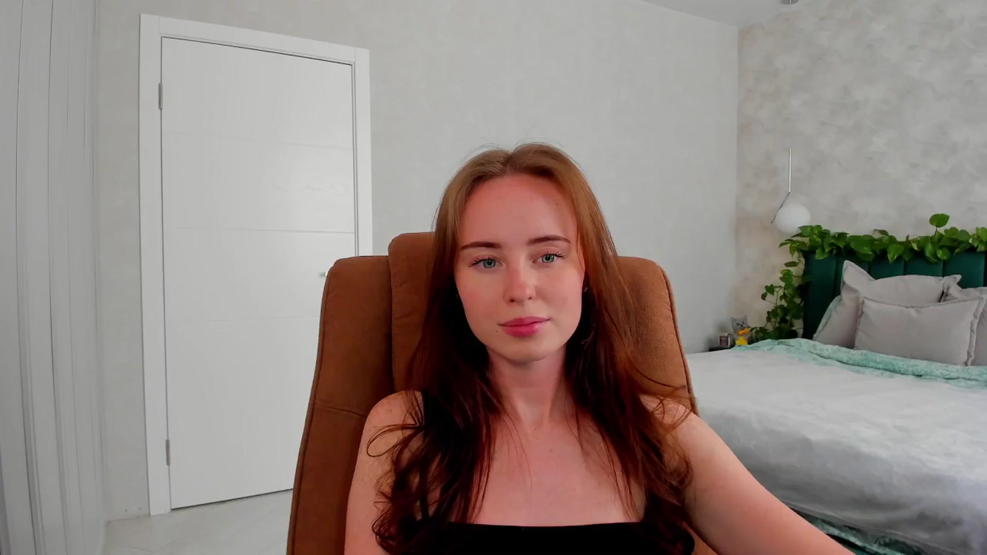 Gallery image thumbnail from userSasha's myfreecams stream on, 04/04/2026, 12:16 image 15 of 20
