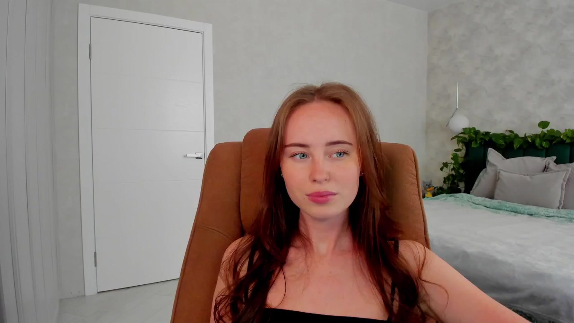 Gallery image thumbnail from userSasha's myfreecams stream on, 04/04/2026, 12:16 image 1 of 20