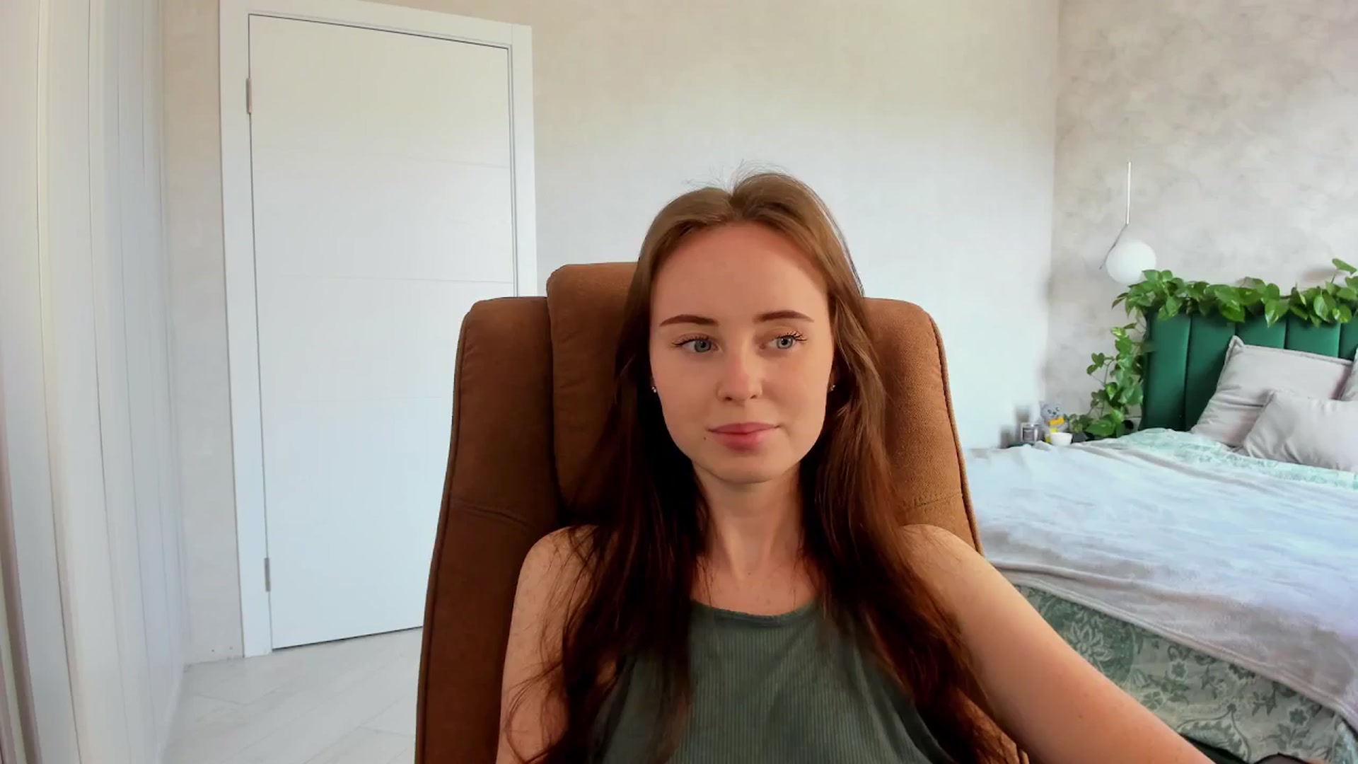 Gallery image thumbnail from userSasha's myfreecams stream on, 04/08/2026, 06:24 image 7 of 20