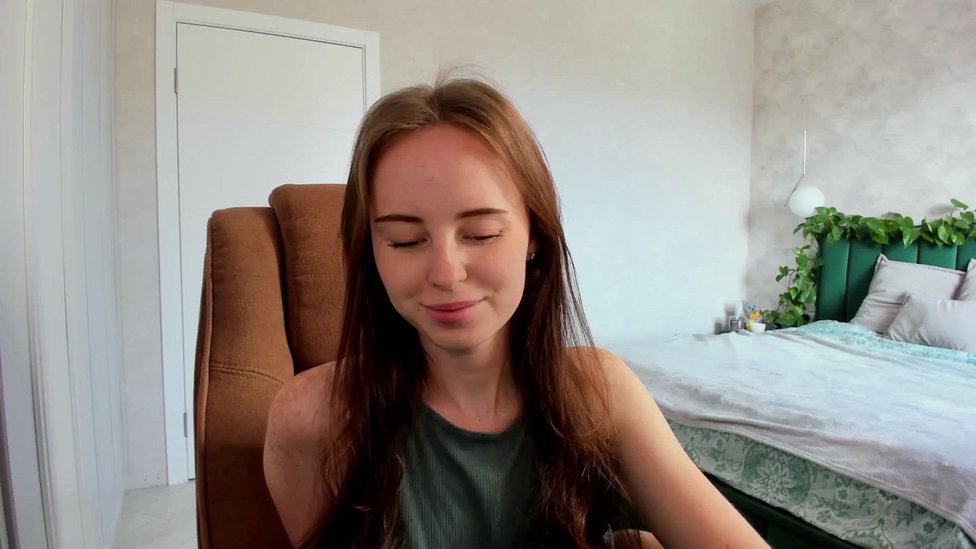 Gallery image thumbnail from userSasha's myfreecams stream on, 04/08/2026, 06:24 image 18 of 20