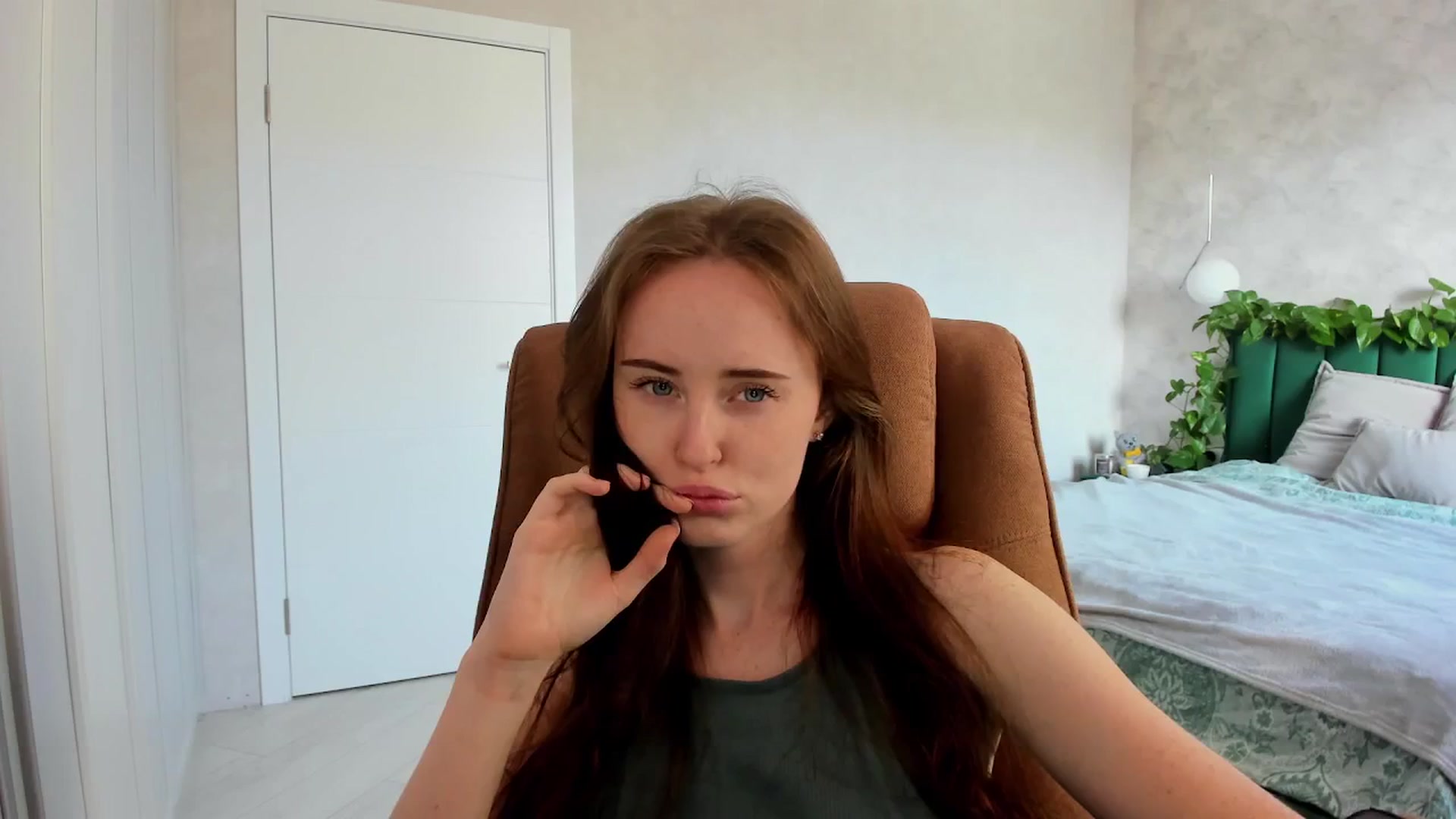 Gallery image thumbnail from userSasha's myfreecams stream on, 04/08/2026, 06:24 image 8 of 20