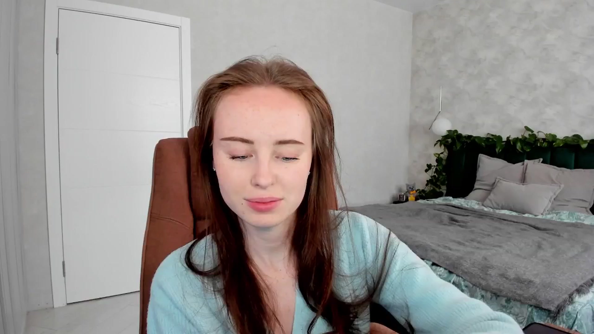 Gallery image thumbnail from userSasha's myfreecams stream on, 04/12/2026, 04:56 image 6 of 20