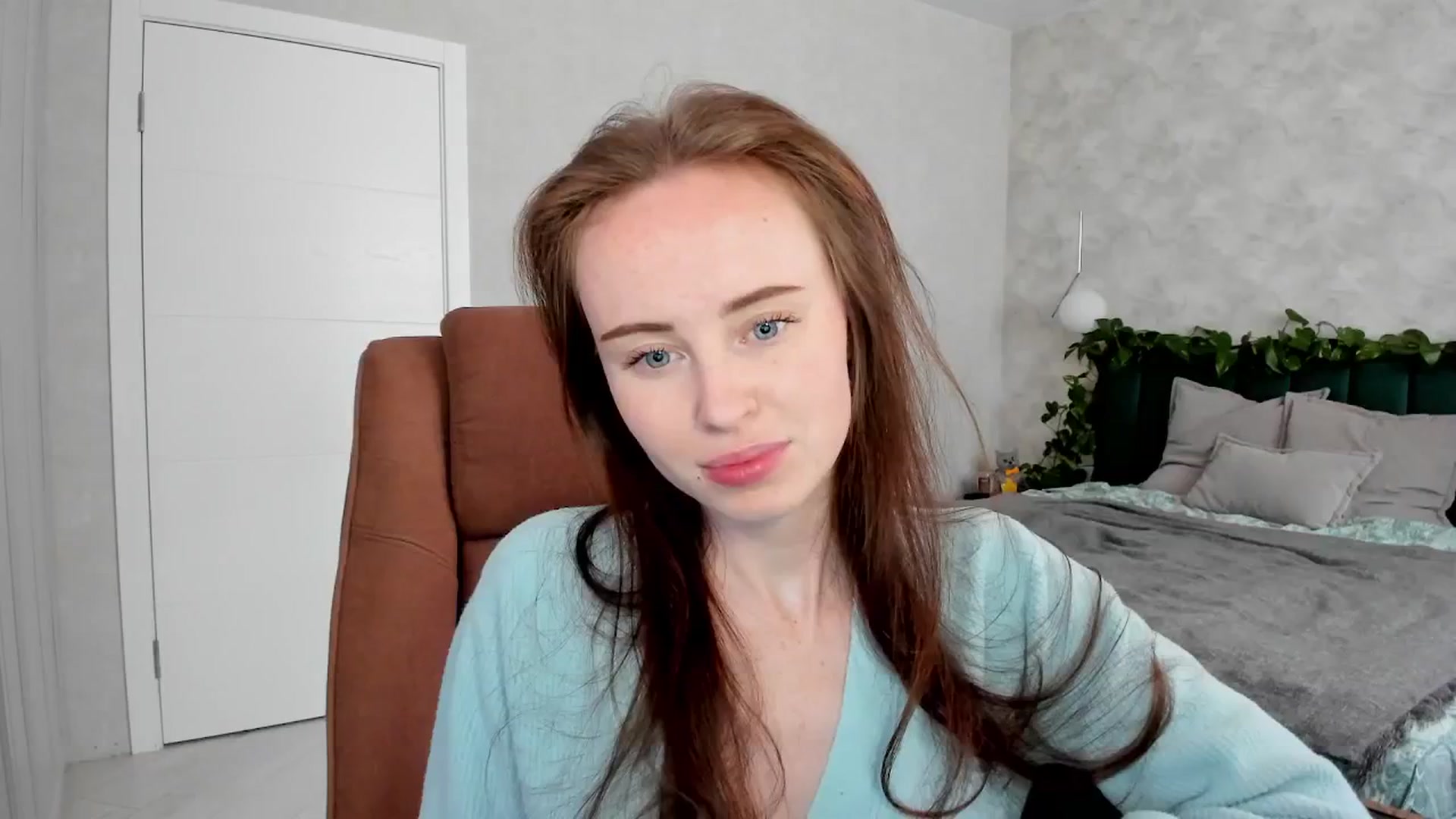 Gallery image thumbnail from userSasha's myfreecams stream on, 04/12/2026, 04:56 image 5 of 20