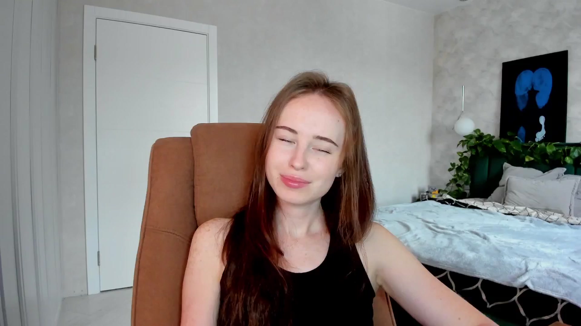 Gallery image thumbnail from userSasha's myfreecams stream on, 04/16/2026, 05:35 image 5 of 20