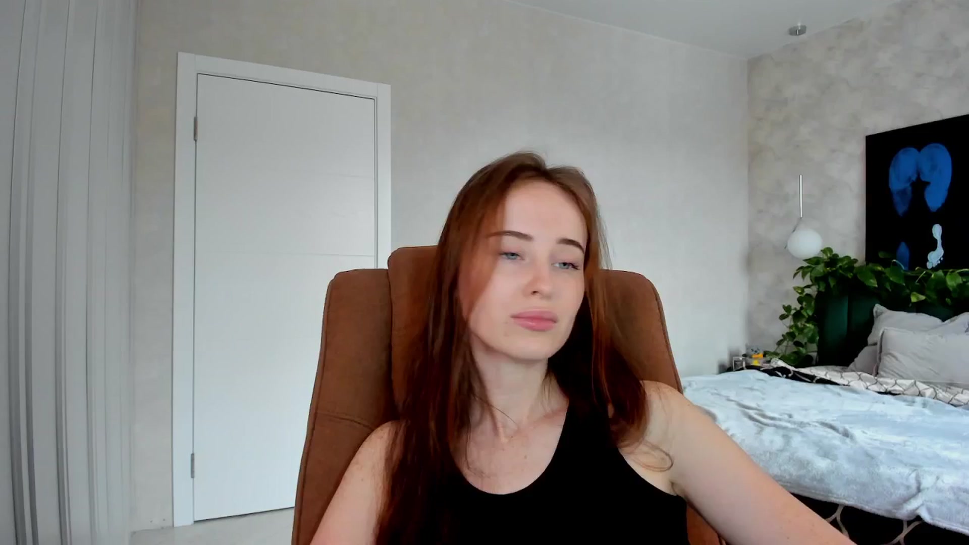 Gallery image thumbnail from userSasha's myfreecams stream on, 04/16/2026, 05:35 image 16 of 20