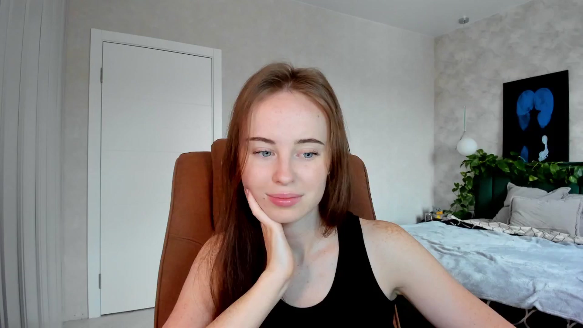 Gallery image thumbnail from userSasha's myfreecams stream on, 04/16/2026, 05:35 image 11 of 20