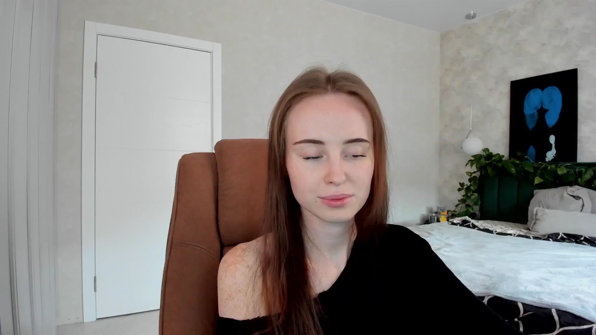 Gallery image thumbnail from userSasha's myfreecams stream on, 04/18/2026, 05:30 image 5 of 20