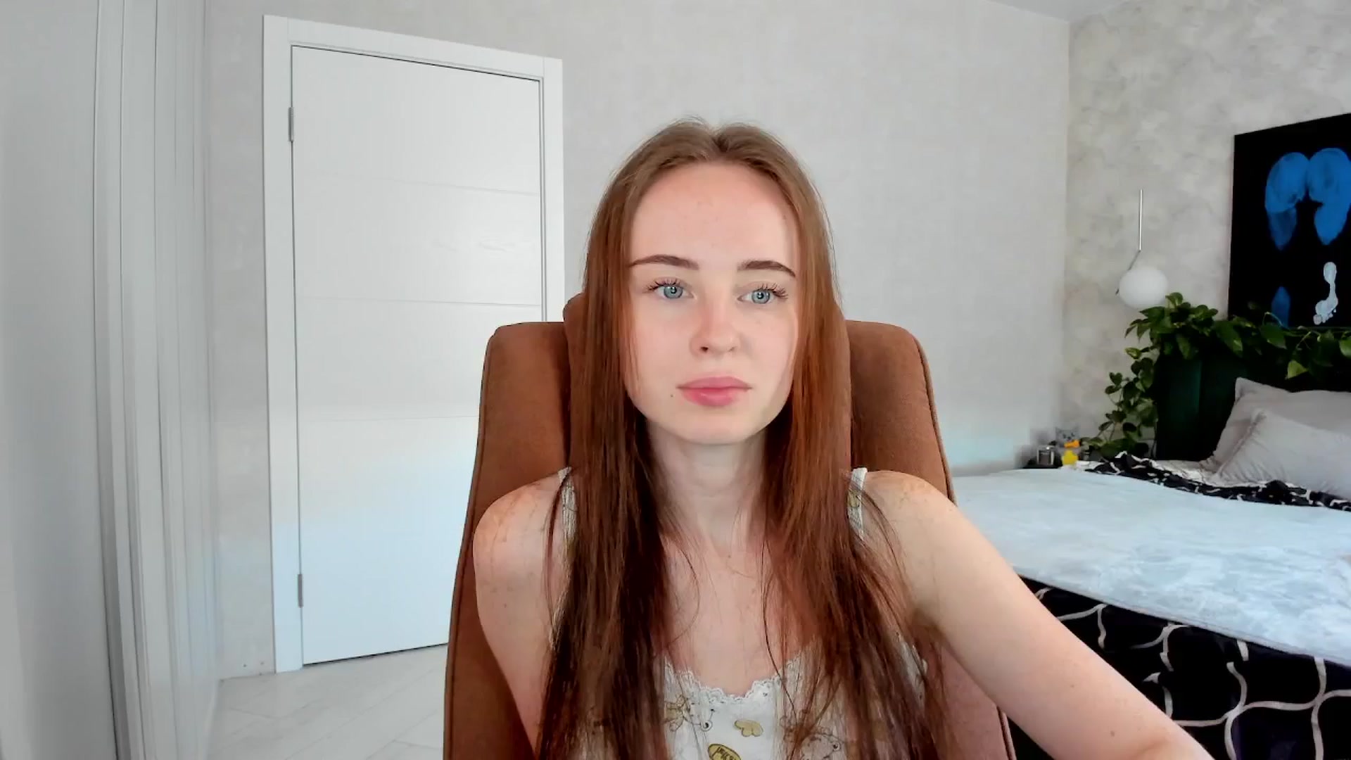 Gallery image thumbnail from userSasha's myfreecams stream on, 04/19/2026, 05:12 image 1 of 20