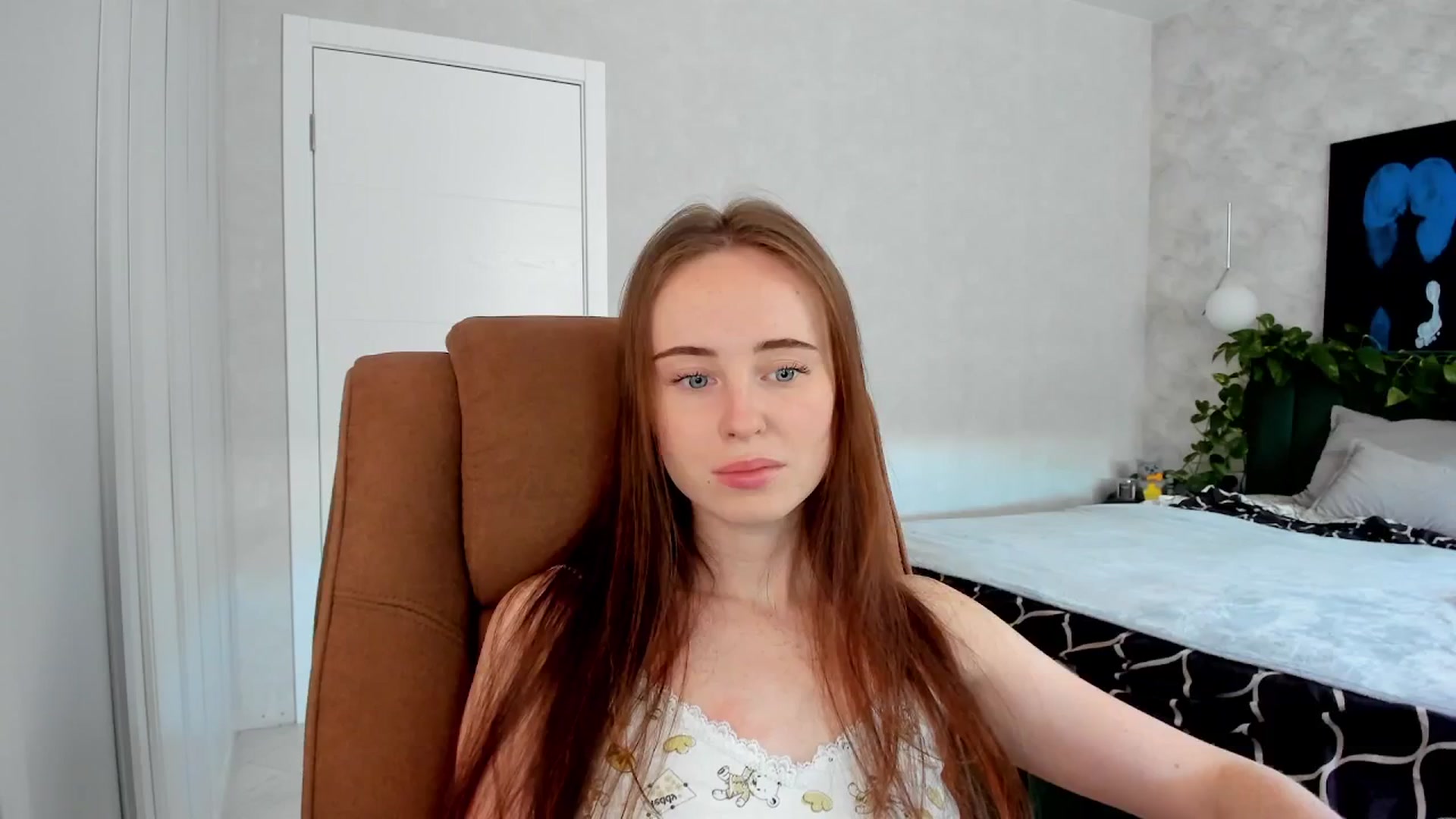 Gallery image thumbnail from userSasha's myfreecams stream on, 04/19/2026, 05:12 image 13 of 20