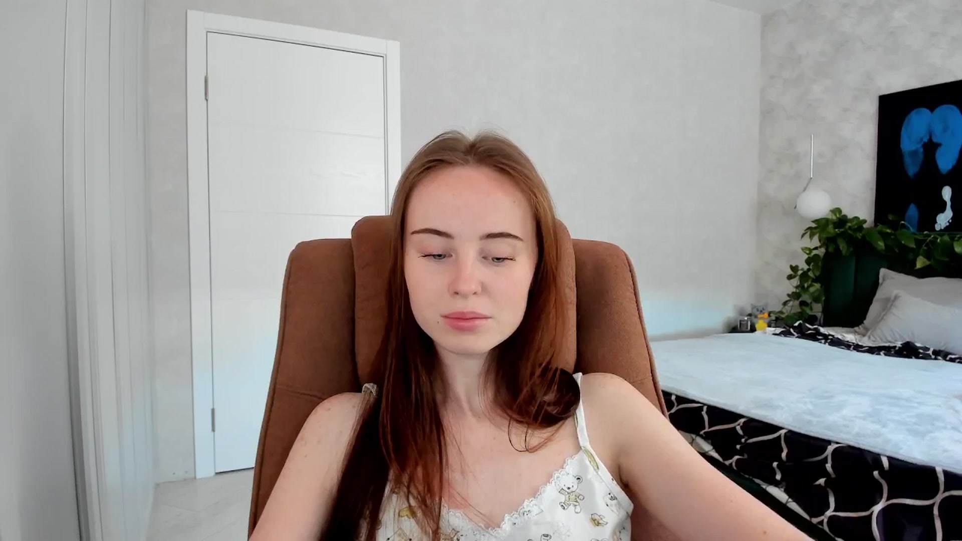 Gallery image thumbnail from userSasha's myfreecams stream on, 04/19/2026, 05:12 image 20 of 20