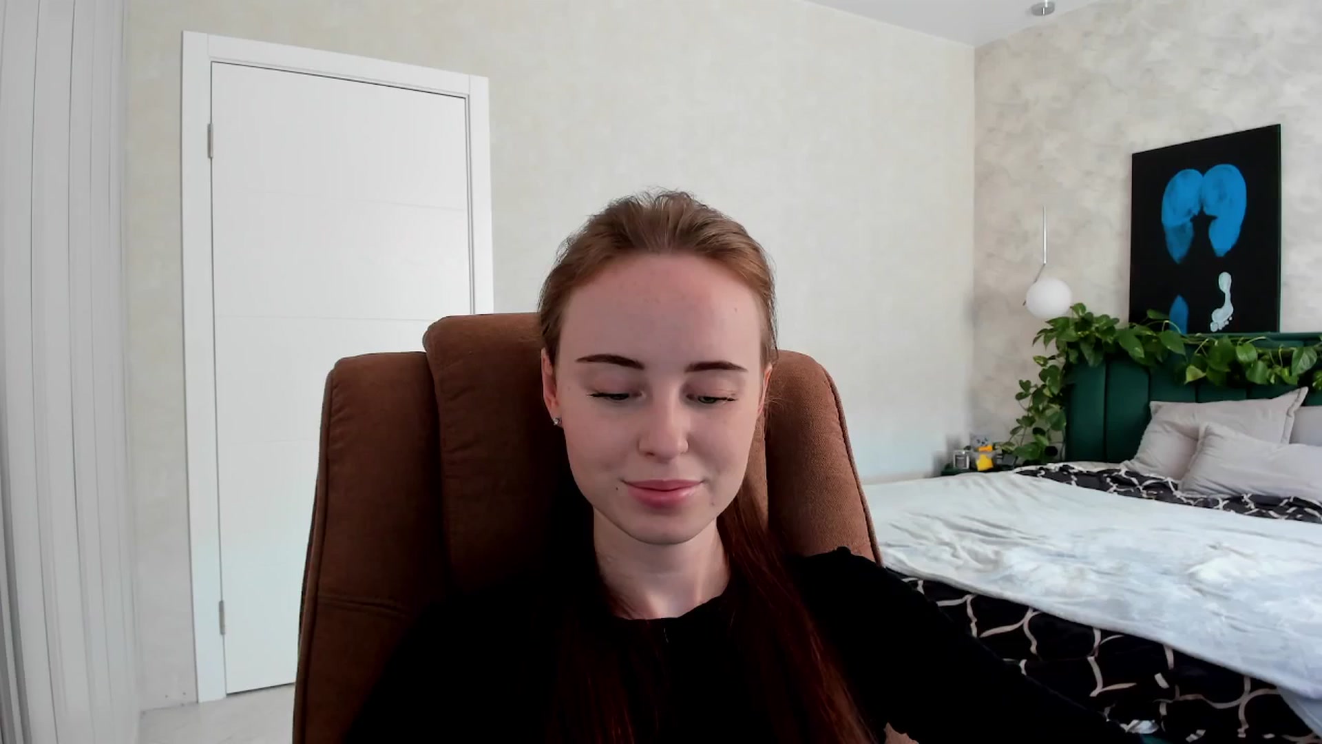 Gallery image thumbnail from userSasha's myfreecams stream on, 04/20/2026, 07:11 image 17 of 20