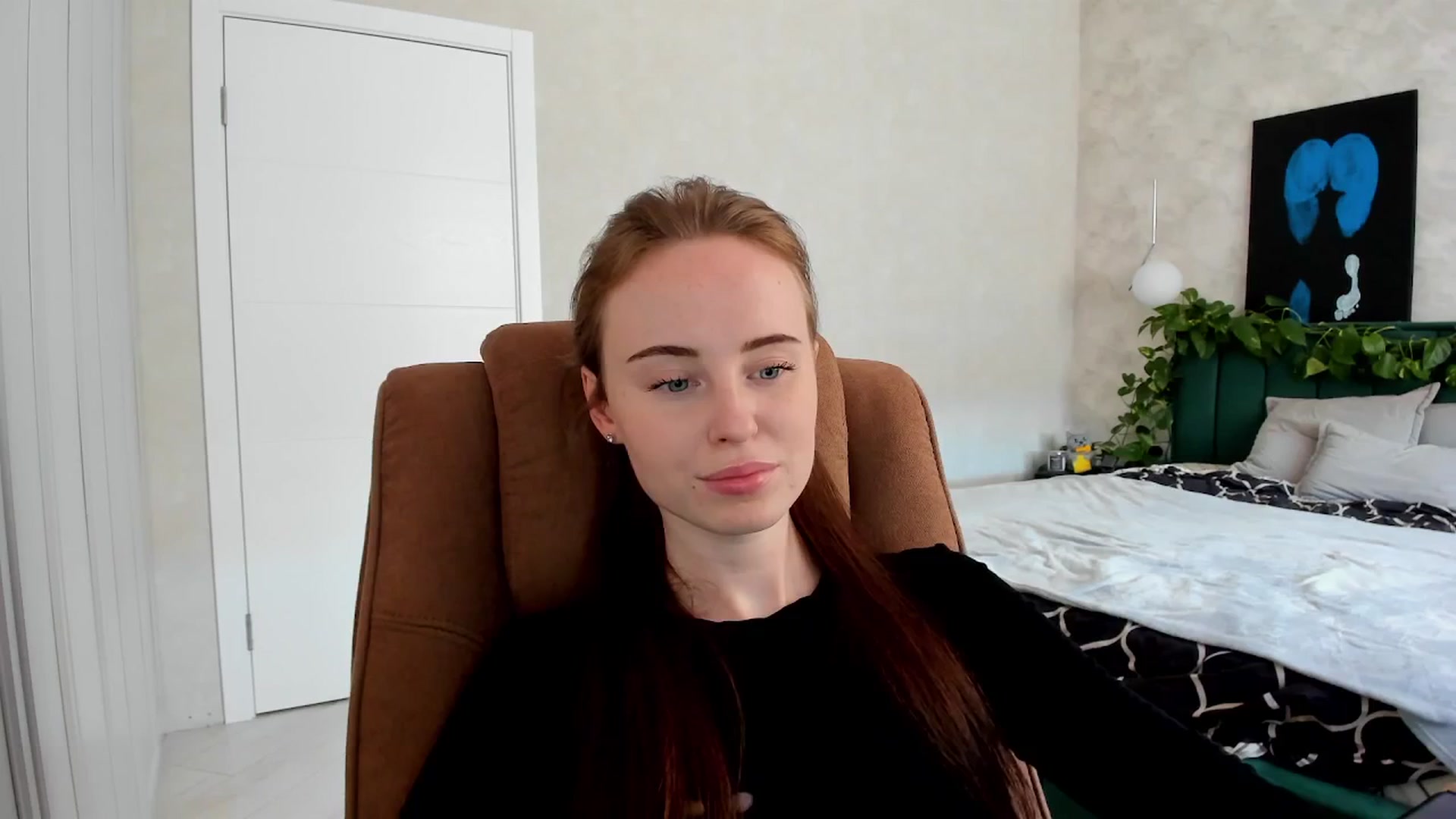 Gallery image thumbnail from userSasha's myfreecams stream on, 04/20/2026, 07:11 image 9 of 20