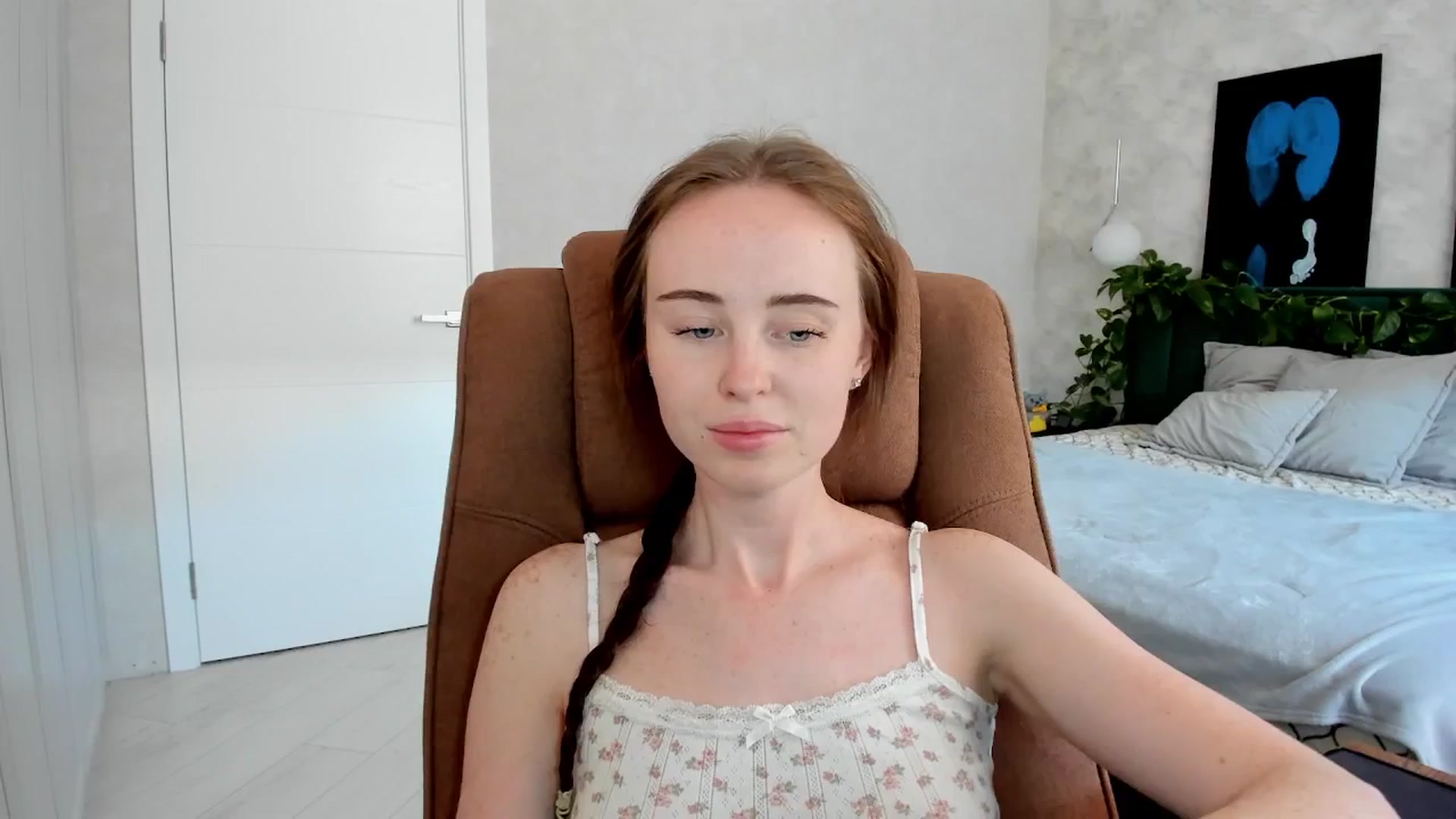Gallery image thumbnail from userSasha's myfreecams stream on, 04/22/2026, 05:22 image 11 of 20