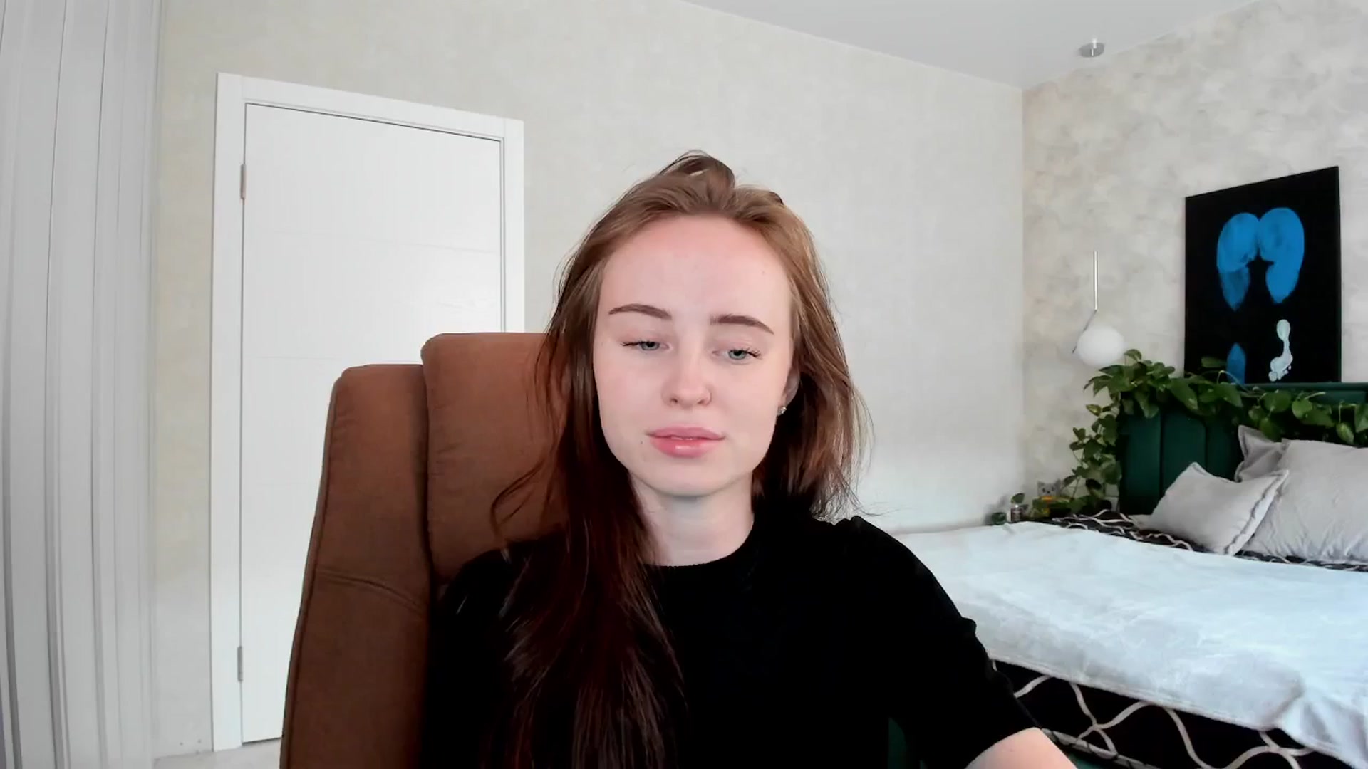 Gallery image thumbnail from userSasha's myfreecams stream on, 04/29/2026, 05:25 image 10 of 20