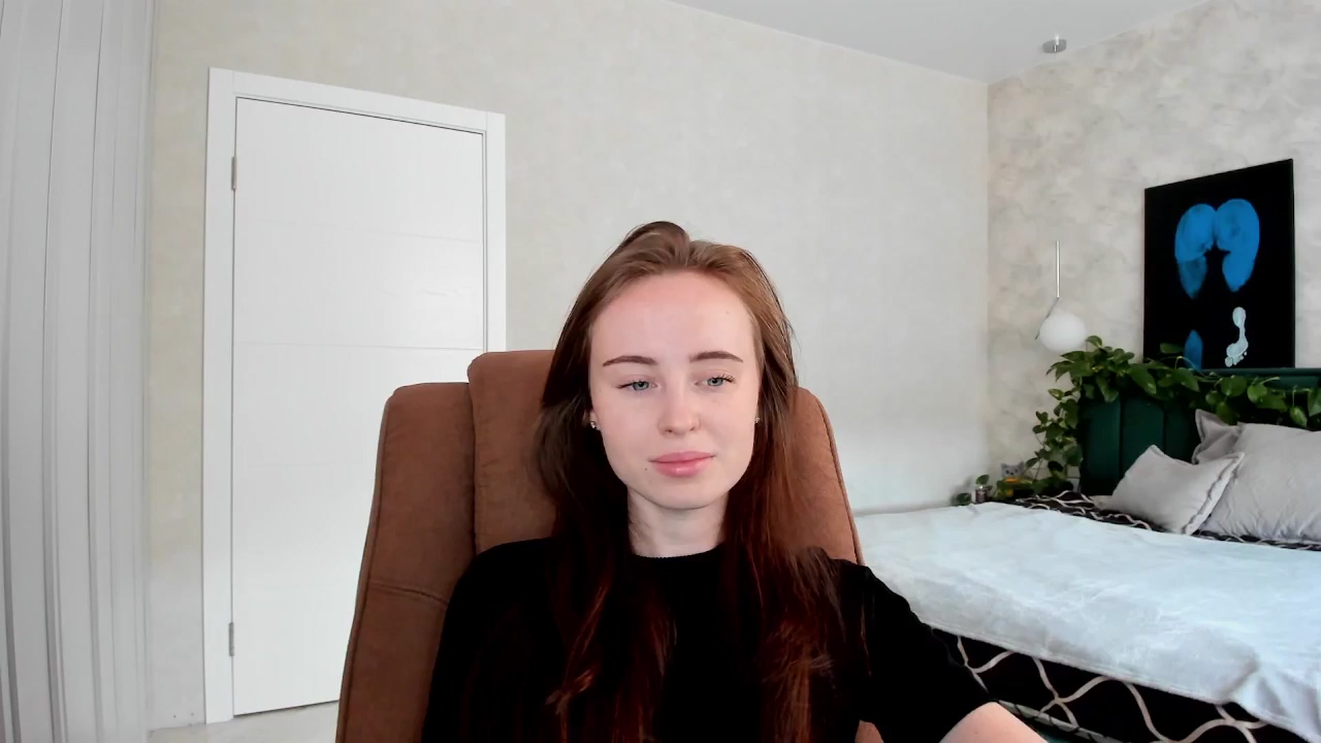 Gallery image thumbnail from userSasha's myfreecams stream on, 04/29/2026, 05:25 image 18 of 20