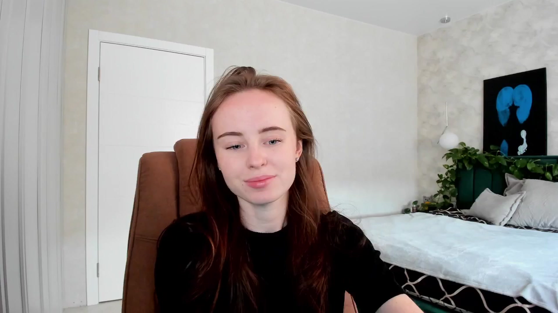 Gallery image thumbnail from userSasha's myfreecams stream on, 04/29/2026, 05:25 image 9 of 20